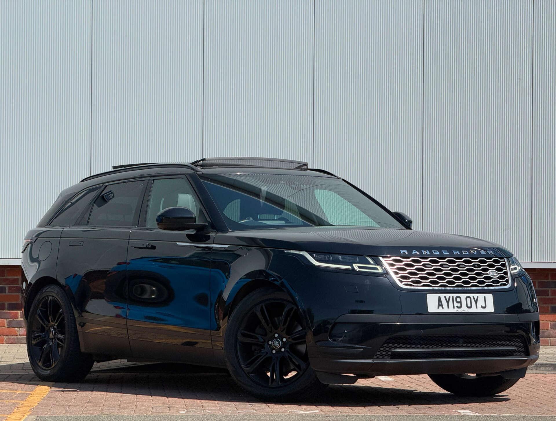 Land Rover Range Rover Velar view 5