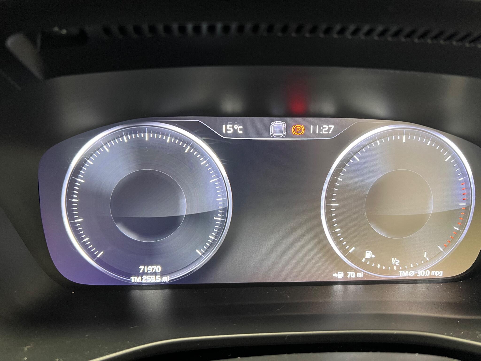 Volvo XC40 view 32