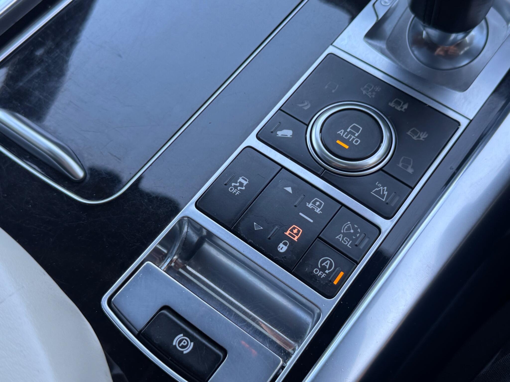 Land Rover Range Rover Sport view 33