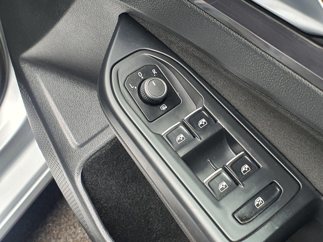 Volkswagen Golf view 31