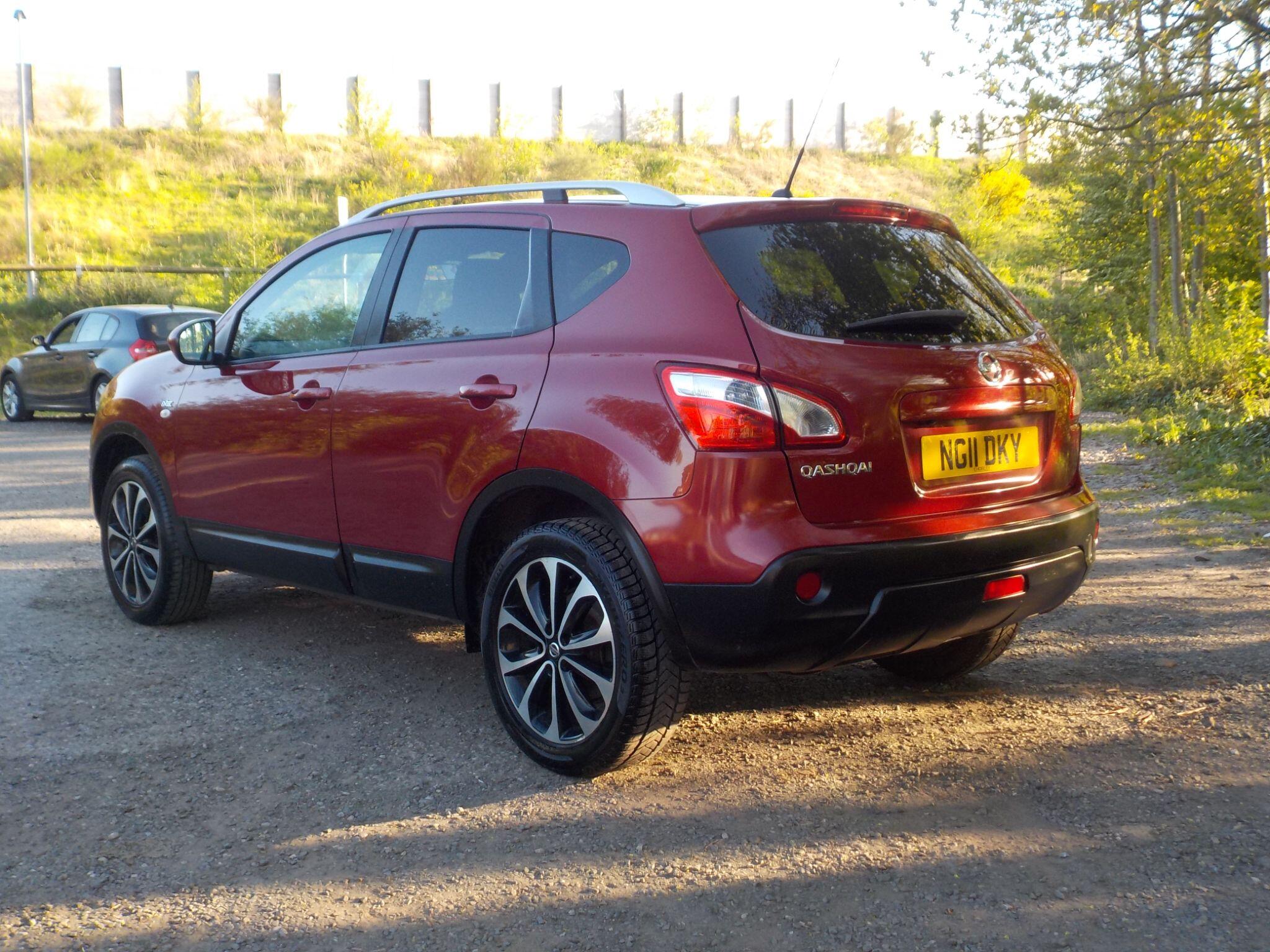 Nissan Qashqai 1.6 n-tec 2WD Euro 5 5dr