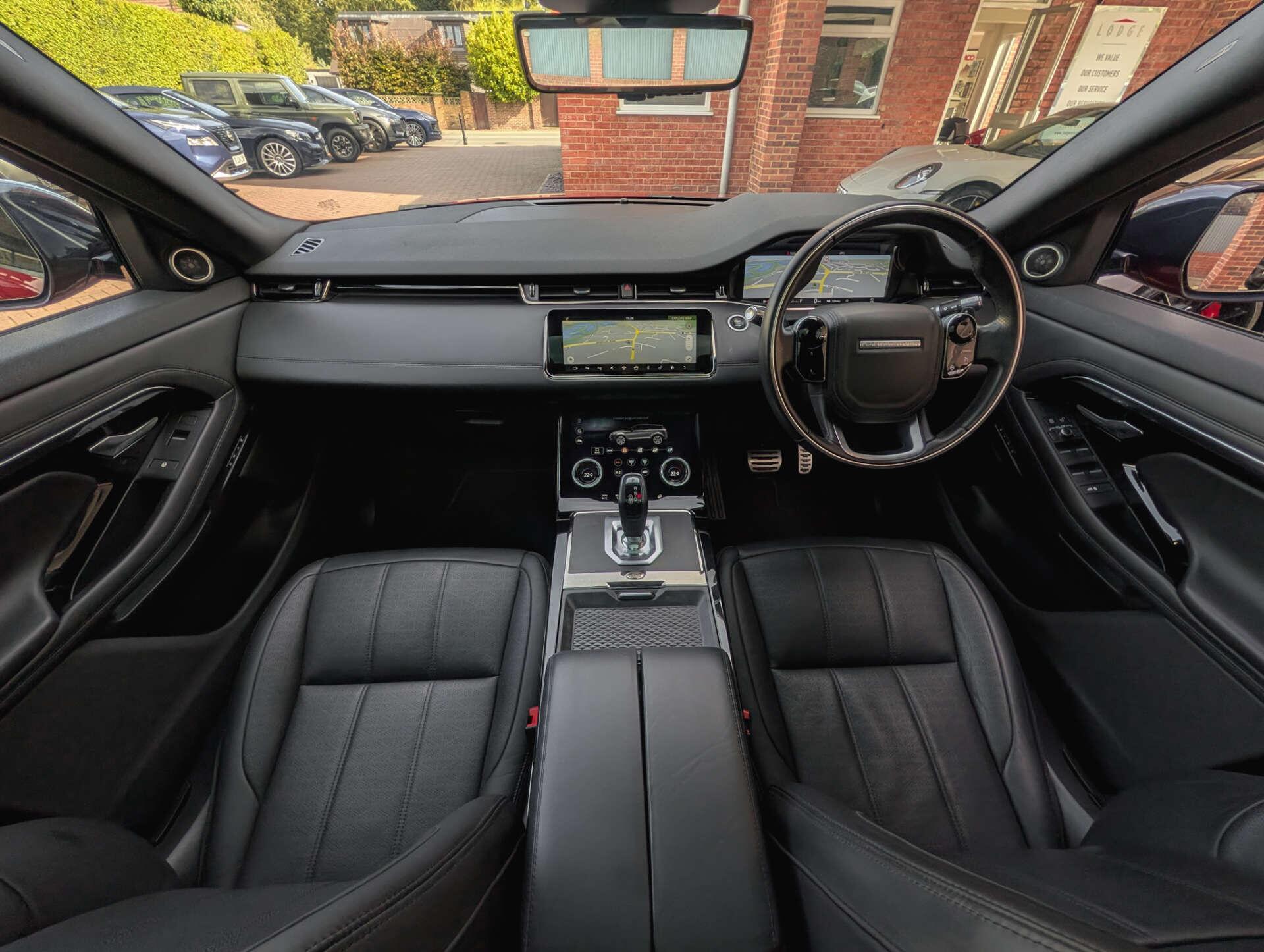 Land Rover Range Rover Evoque view 26