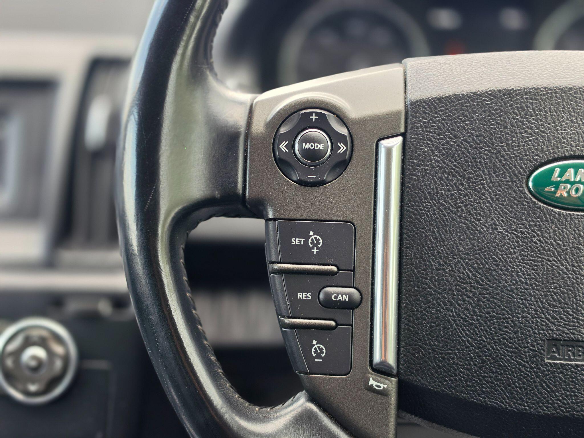 Land Rover Freelander 2 view 13