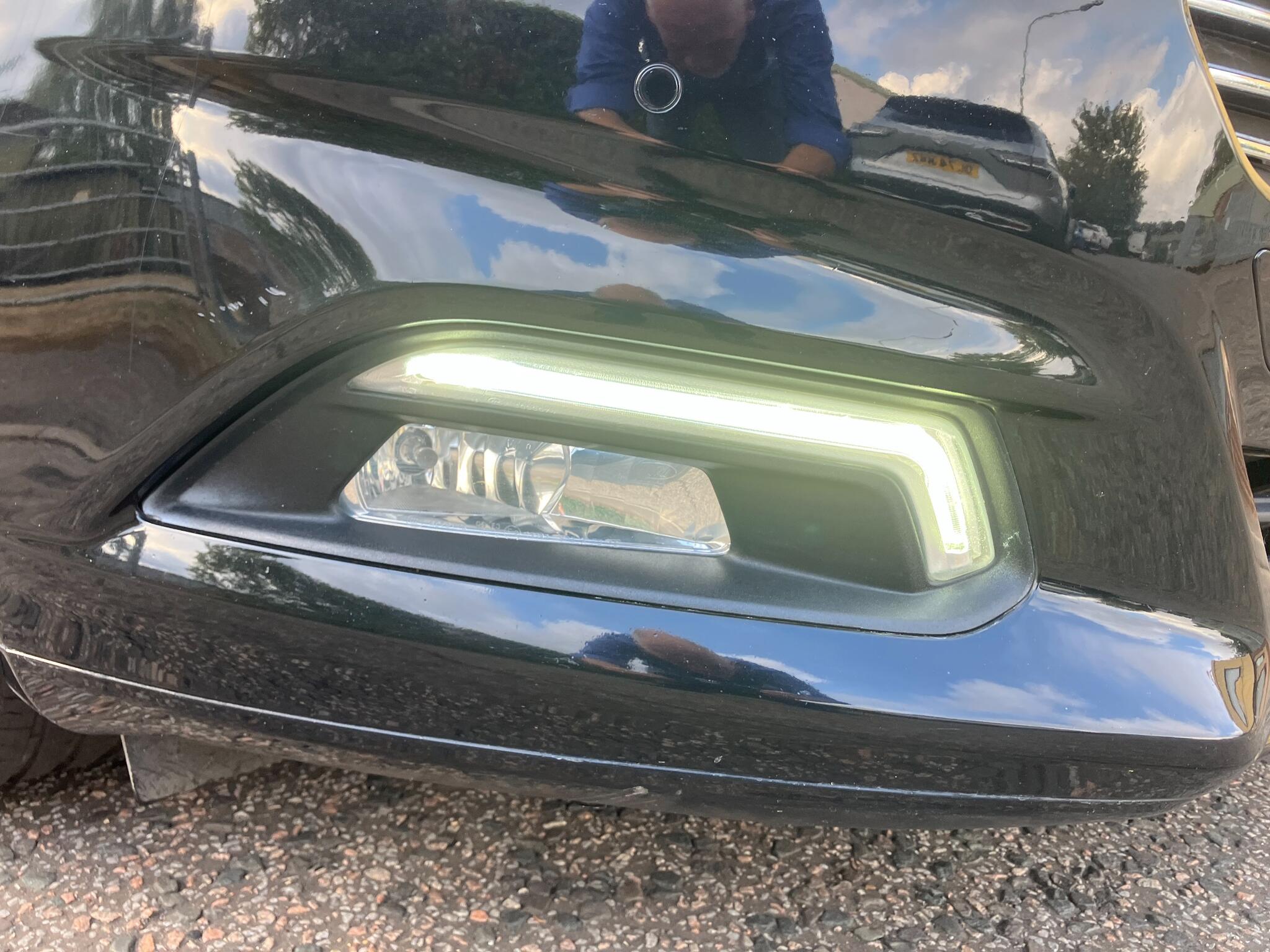Ford Mondeo view 26