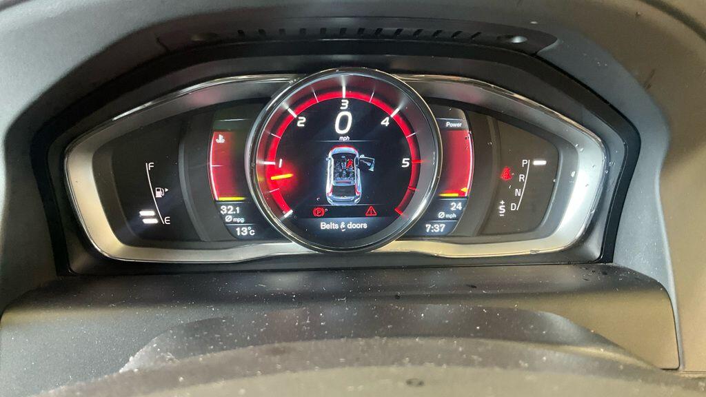 Volvo XC60 view 12