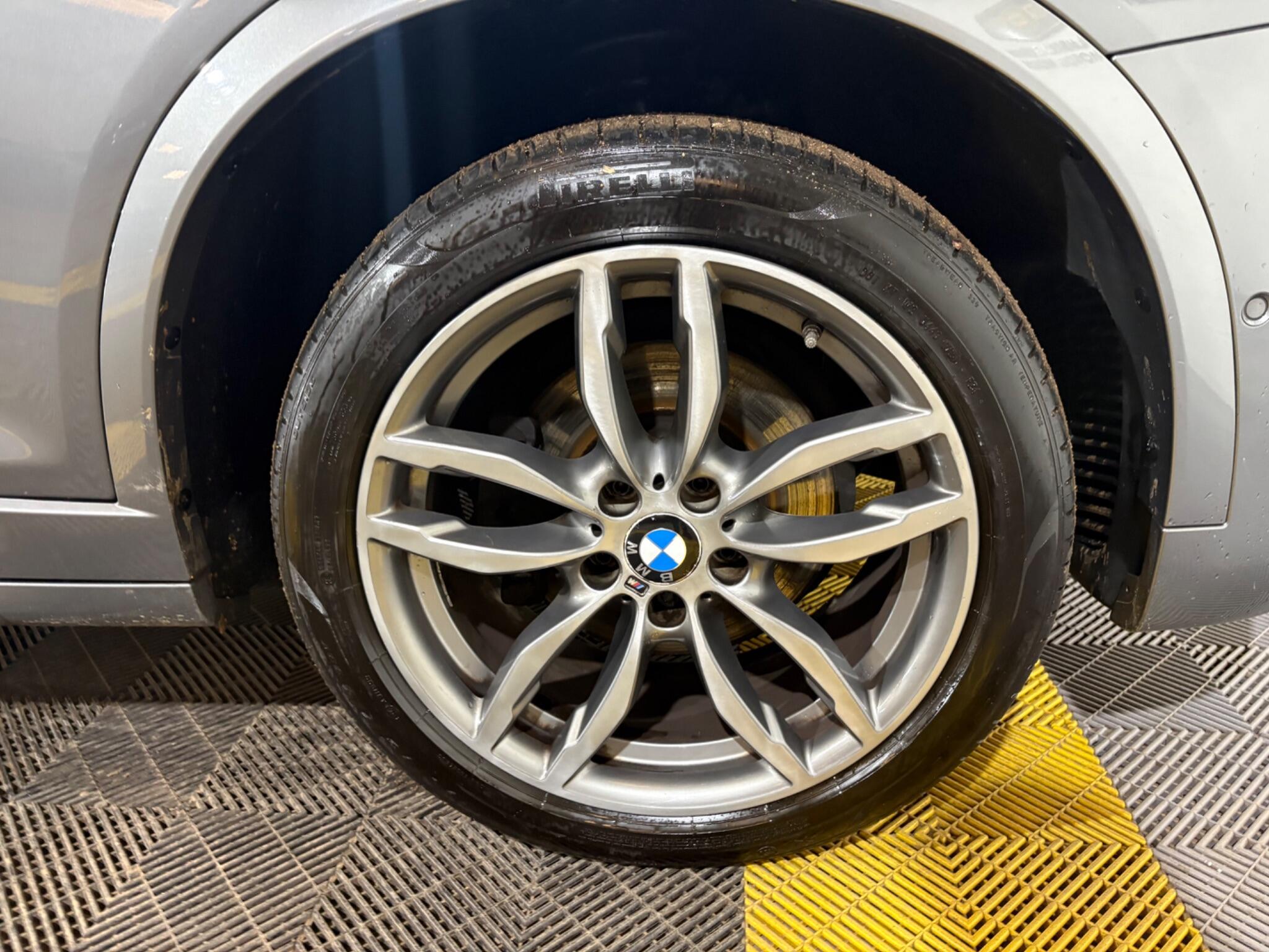 BMW X3 view 44