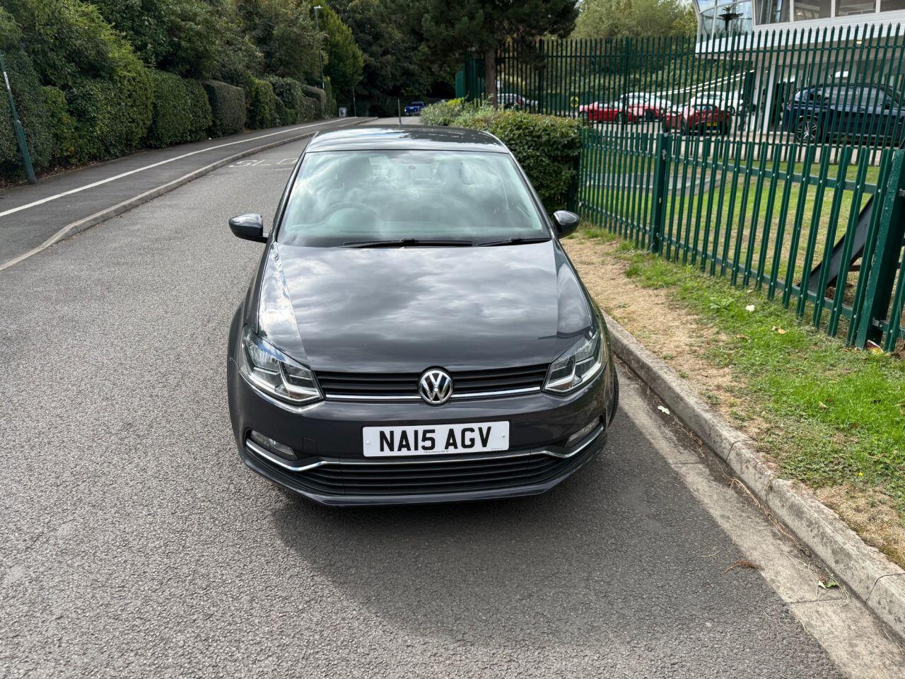 Volkswagen Polo view 3