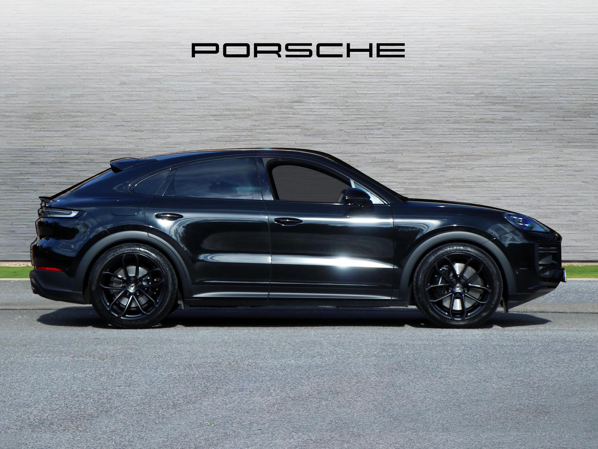 Porsche Cayenne view 5