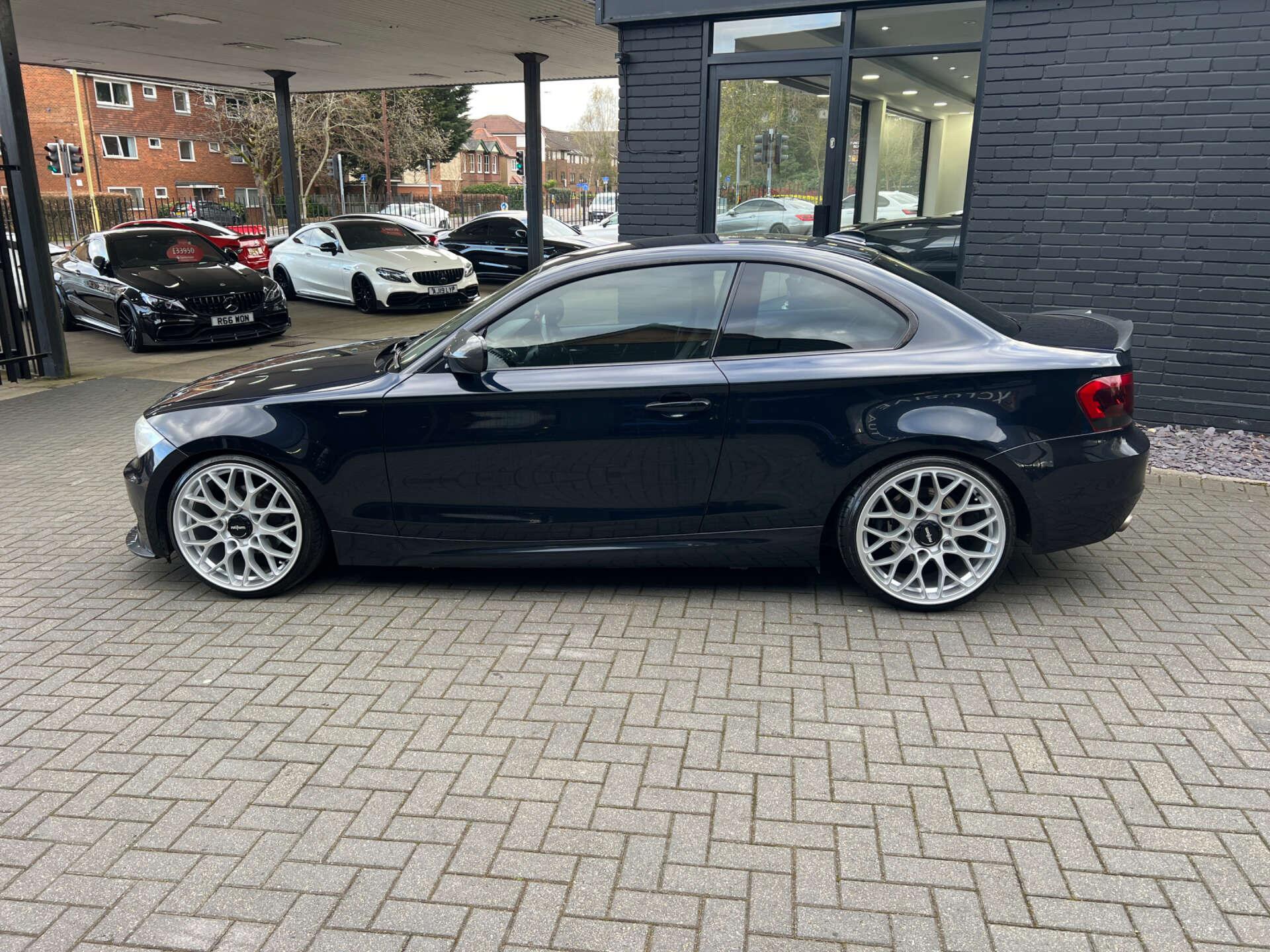 BMW 1 Series view 15