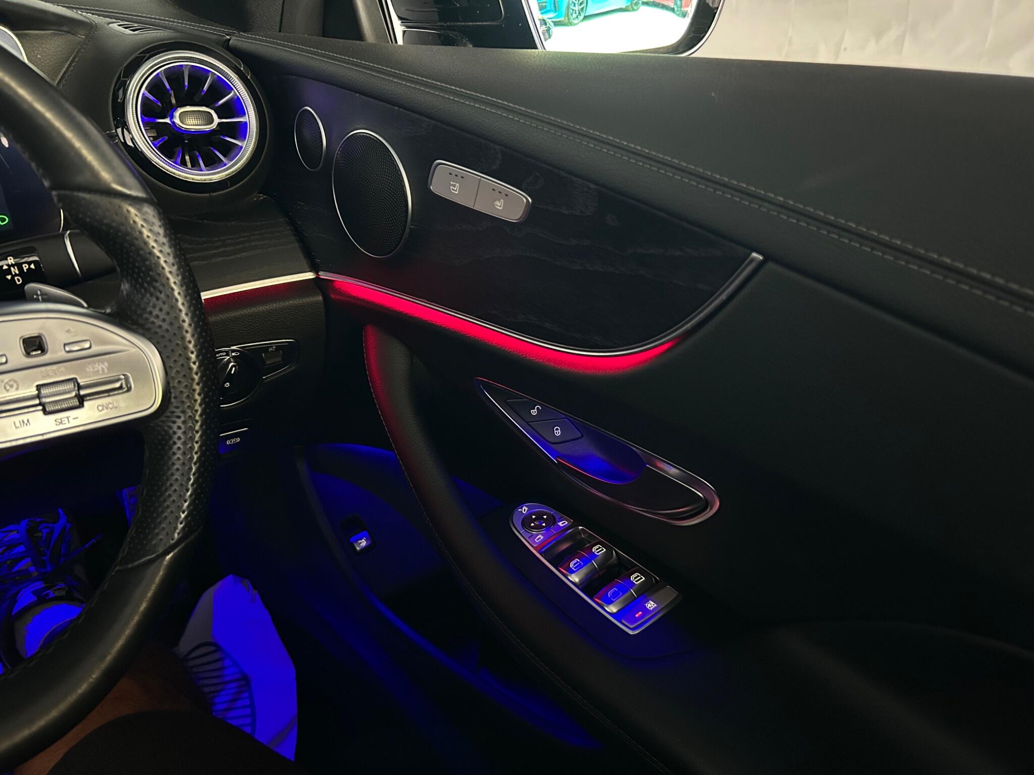 Mercedes-Benz E Class view 53