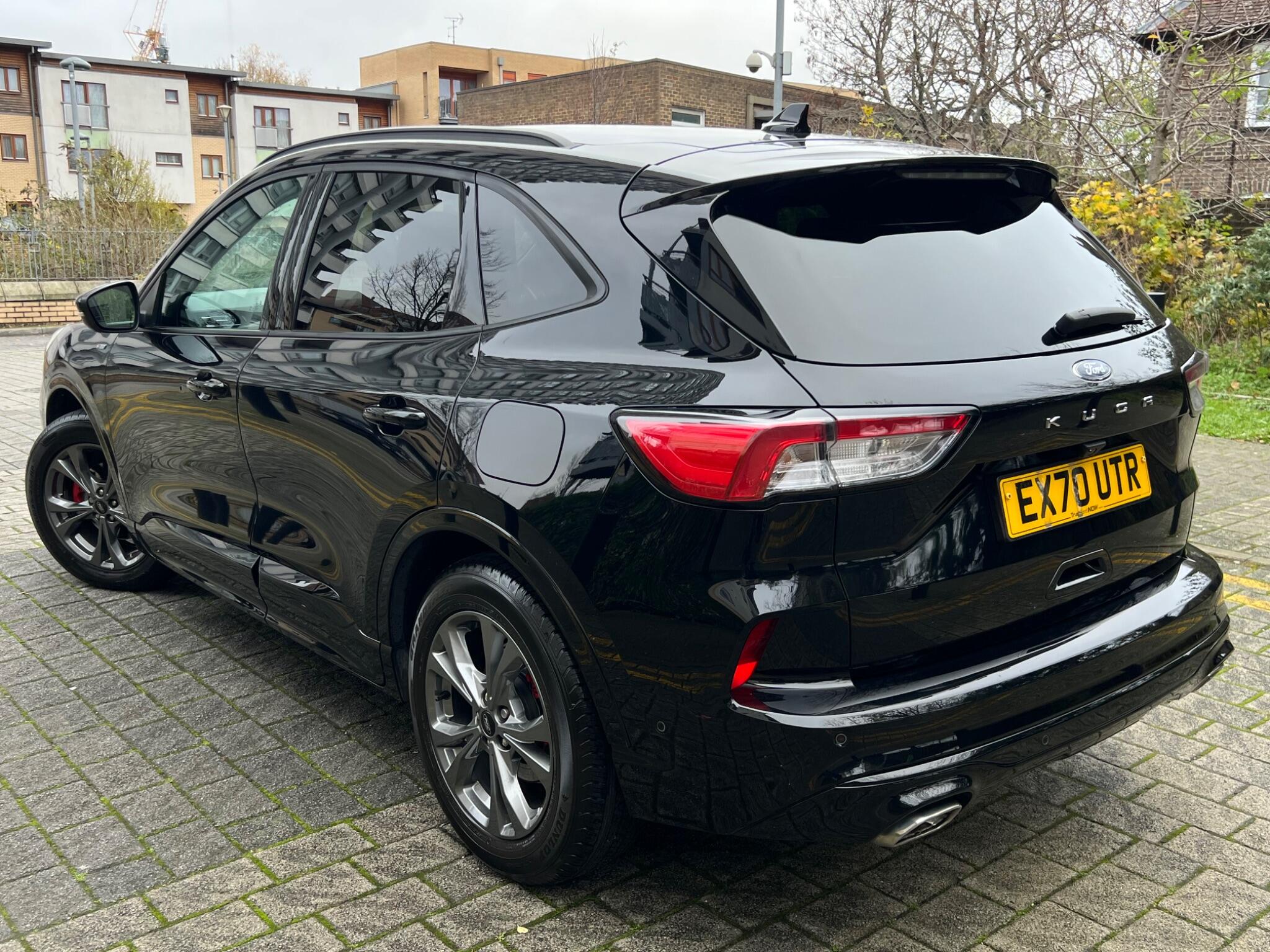 Ford Kuga view 4