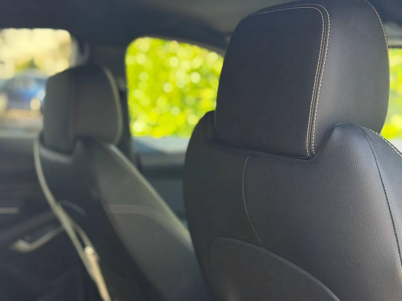 Jaguar E-Pace view 15