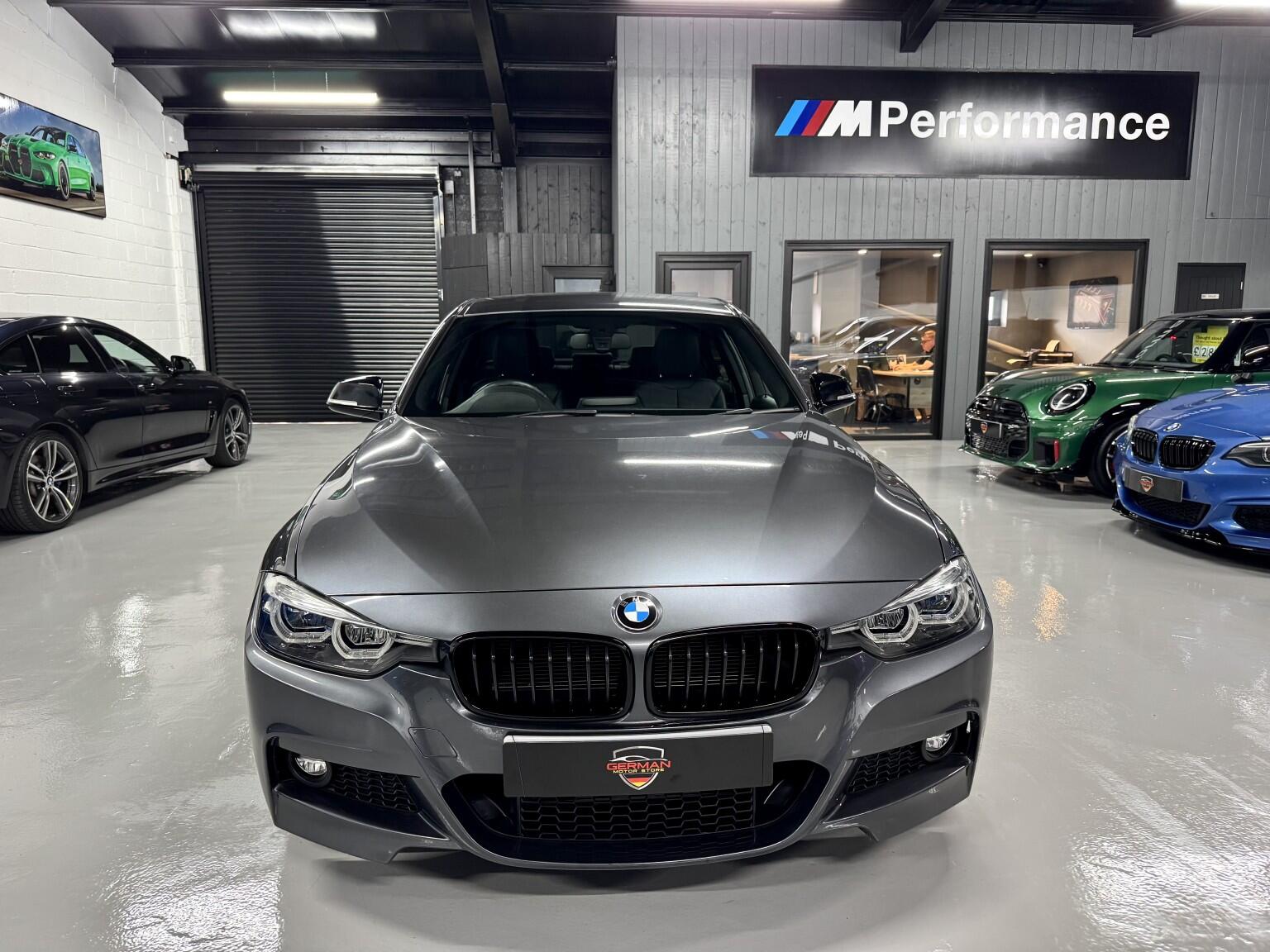 BMW 3 Series view 15
