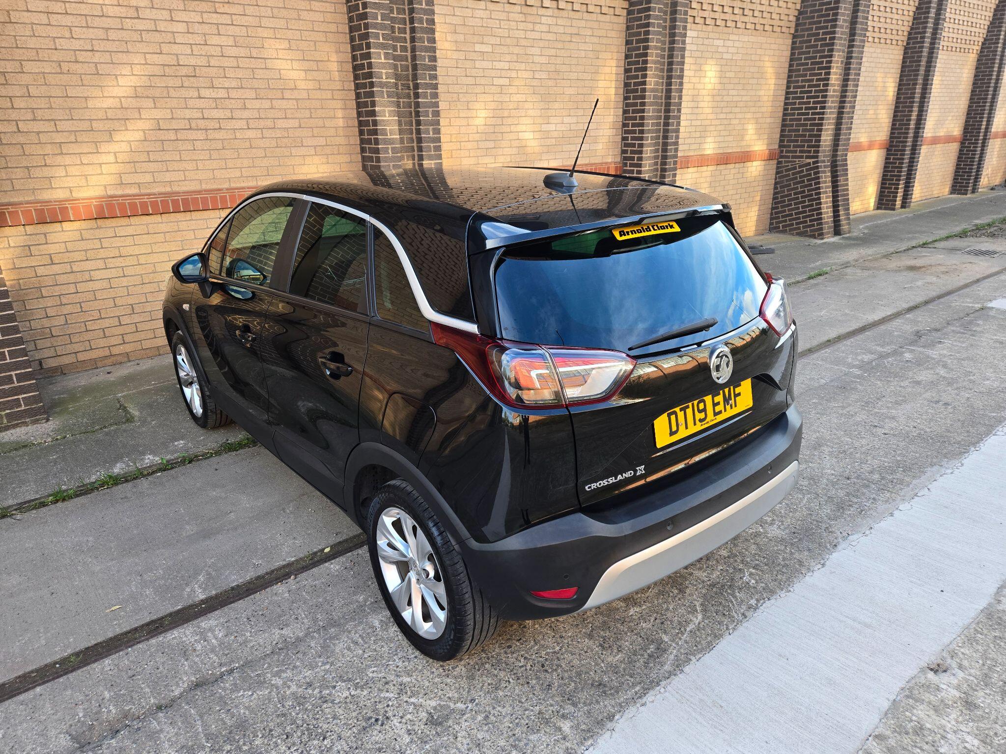 2019 Vauxhall Crossland X 1.2 Turbo GPF Tech Line Nav Euro 6 (s/s) 5dr • 85,000 miles image 24