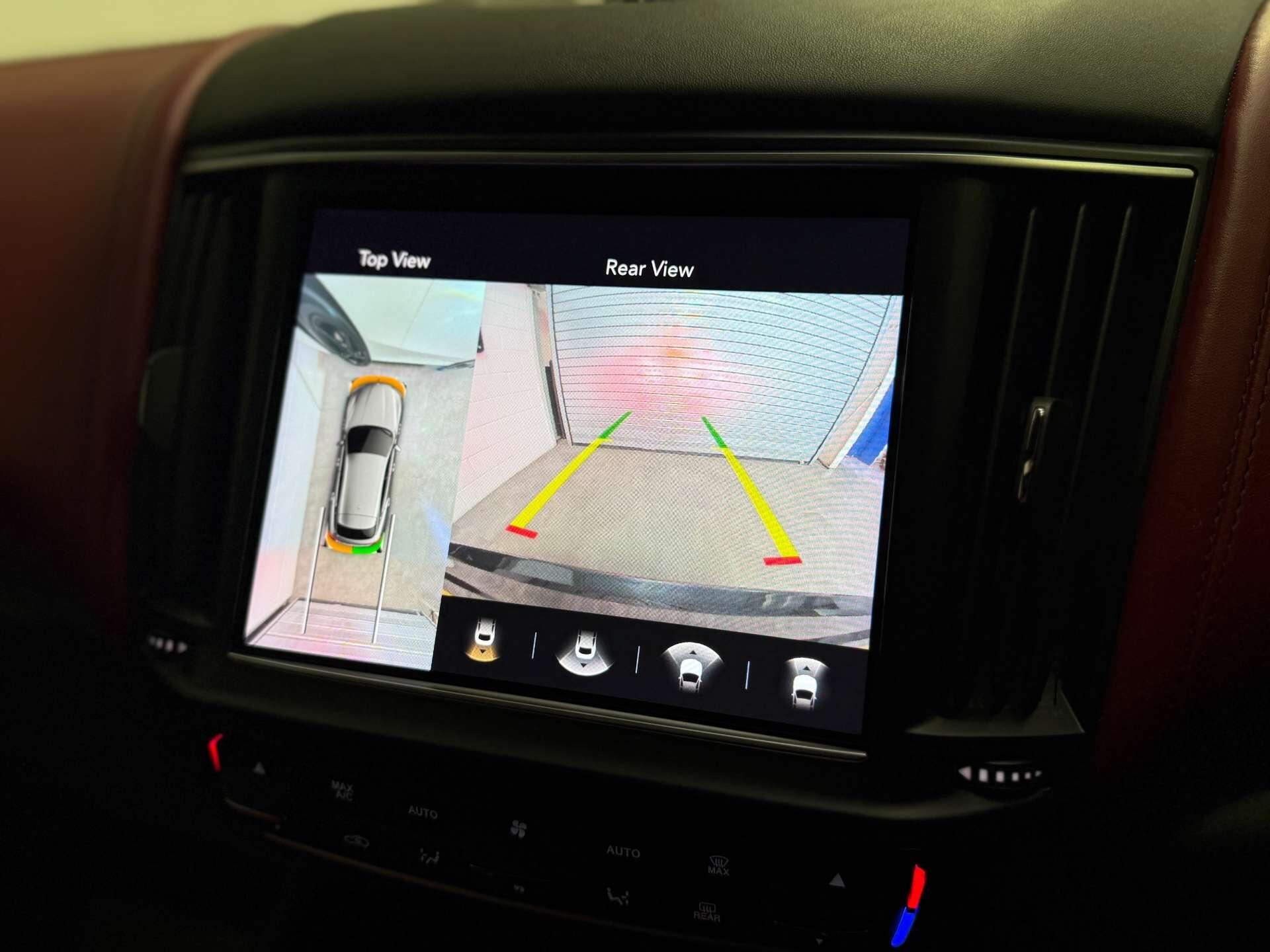Maserati Levante view 23
