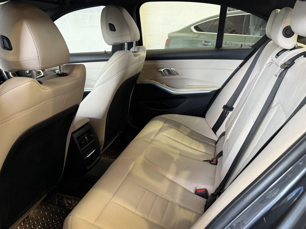 BMW 3 Series view 63