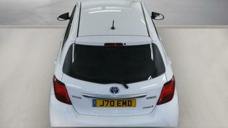 Toyota Yaris view 8