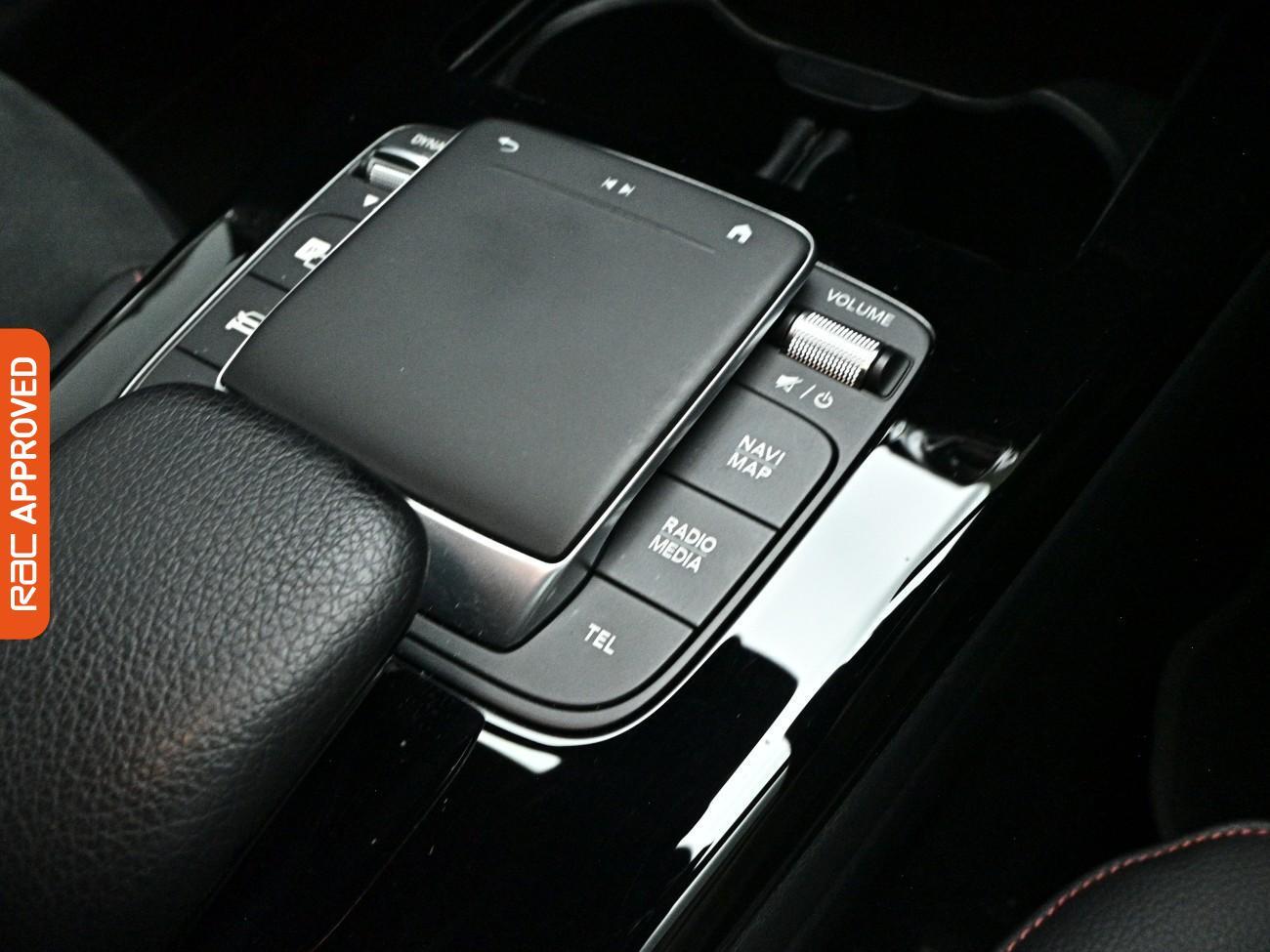 Mercedes-Benz Cla view 15