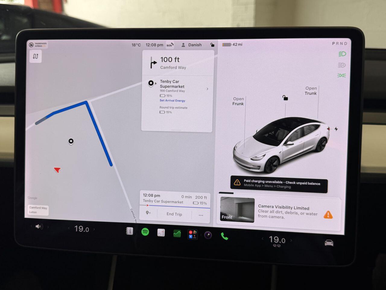 Tesla Model 3 view 34