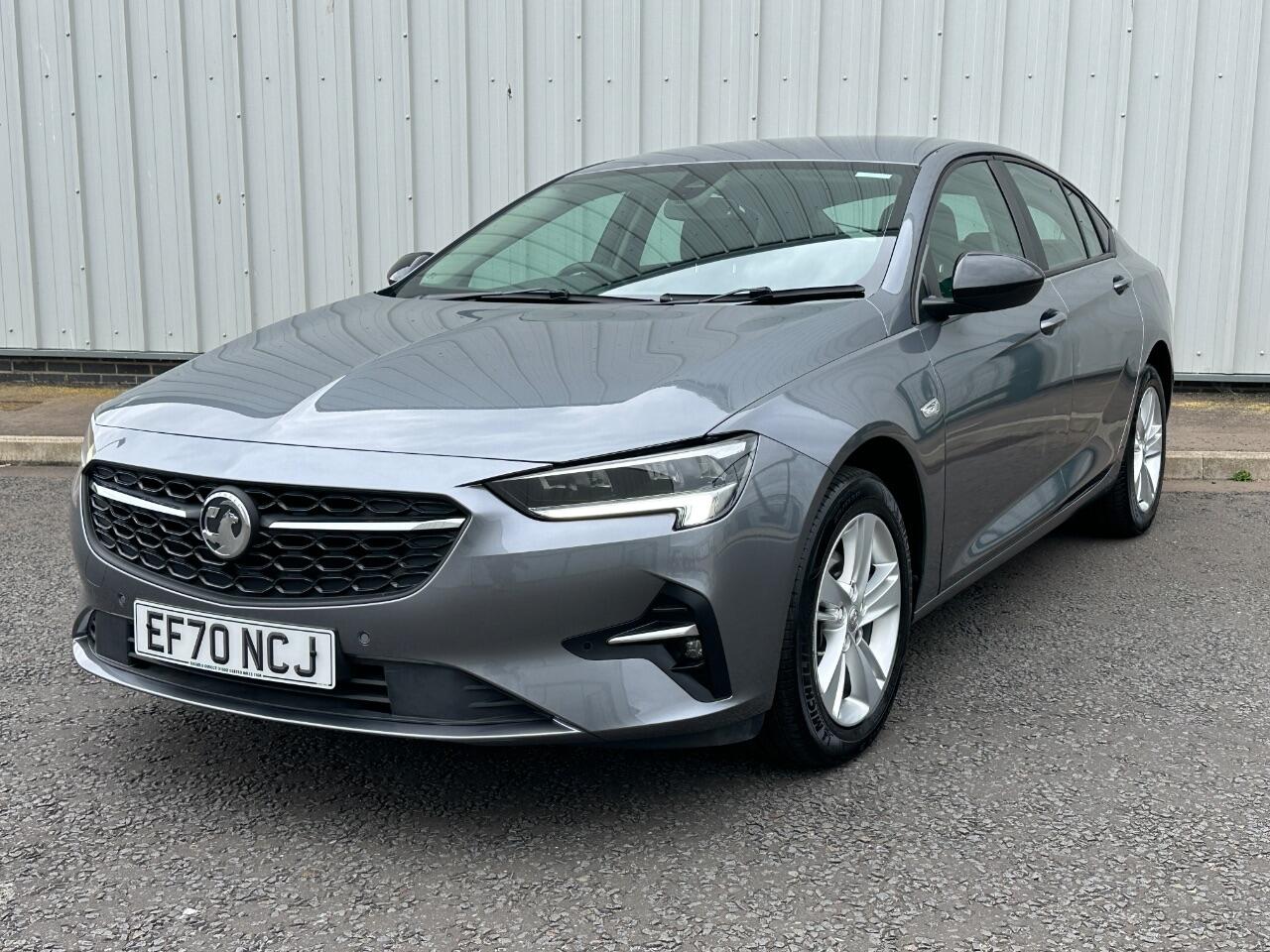 Vauxhall Insignia view 32