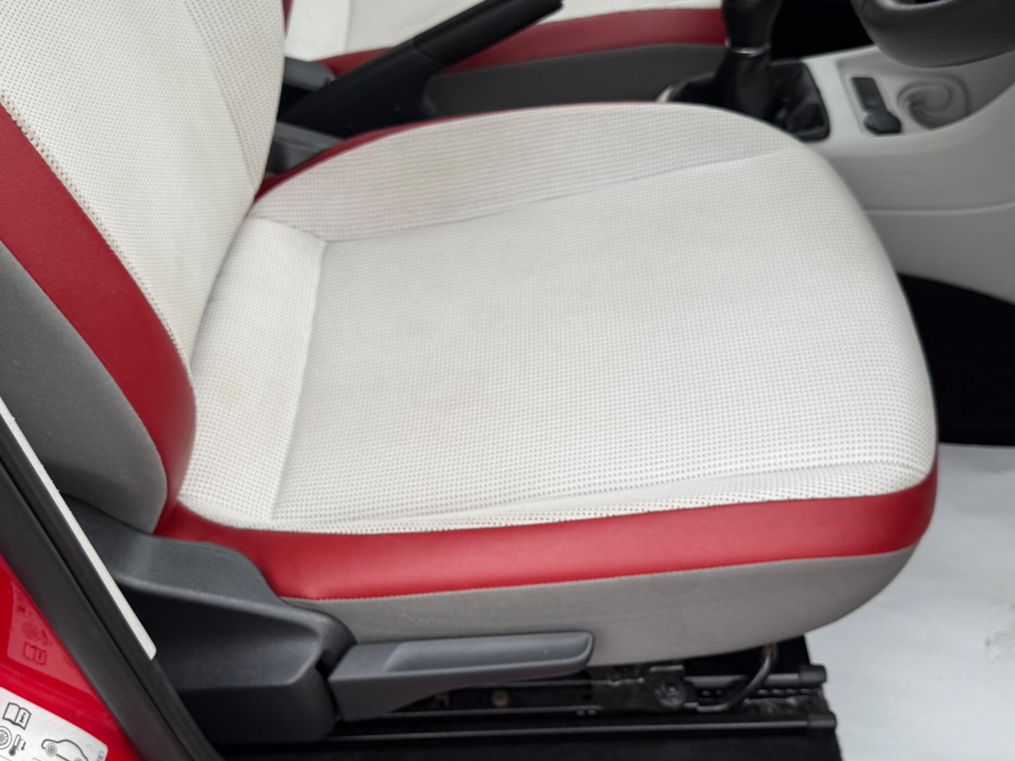 Volkswagen up! - Image 32