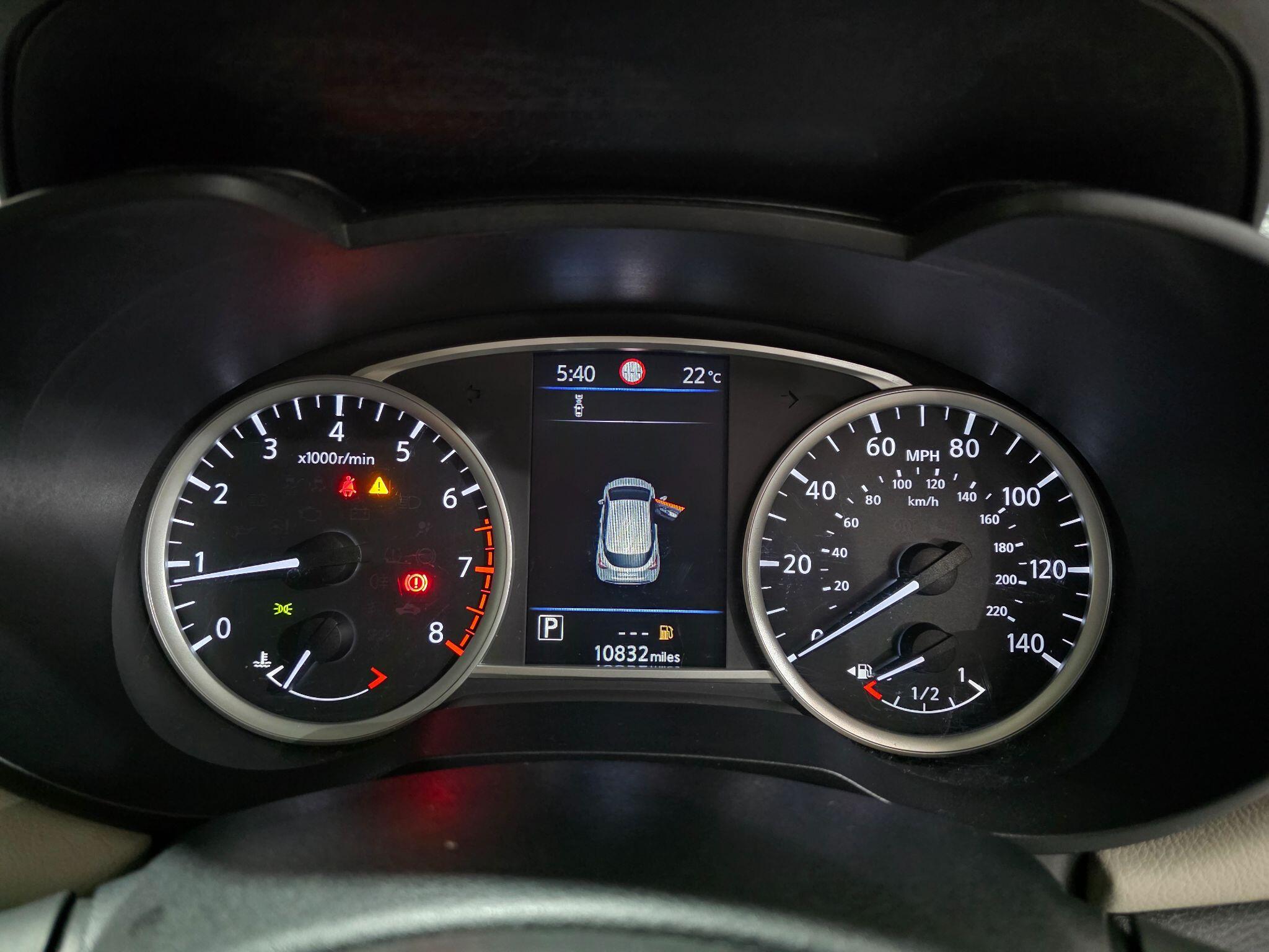 Nissan Micra view 9