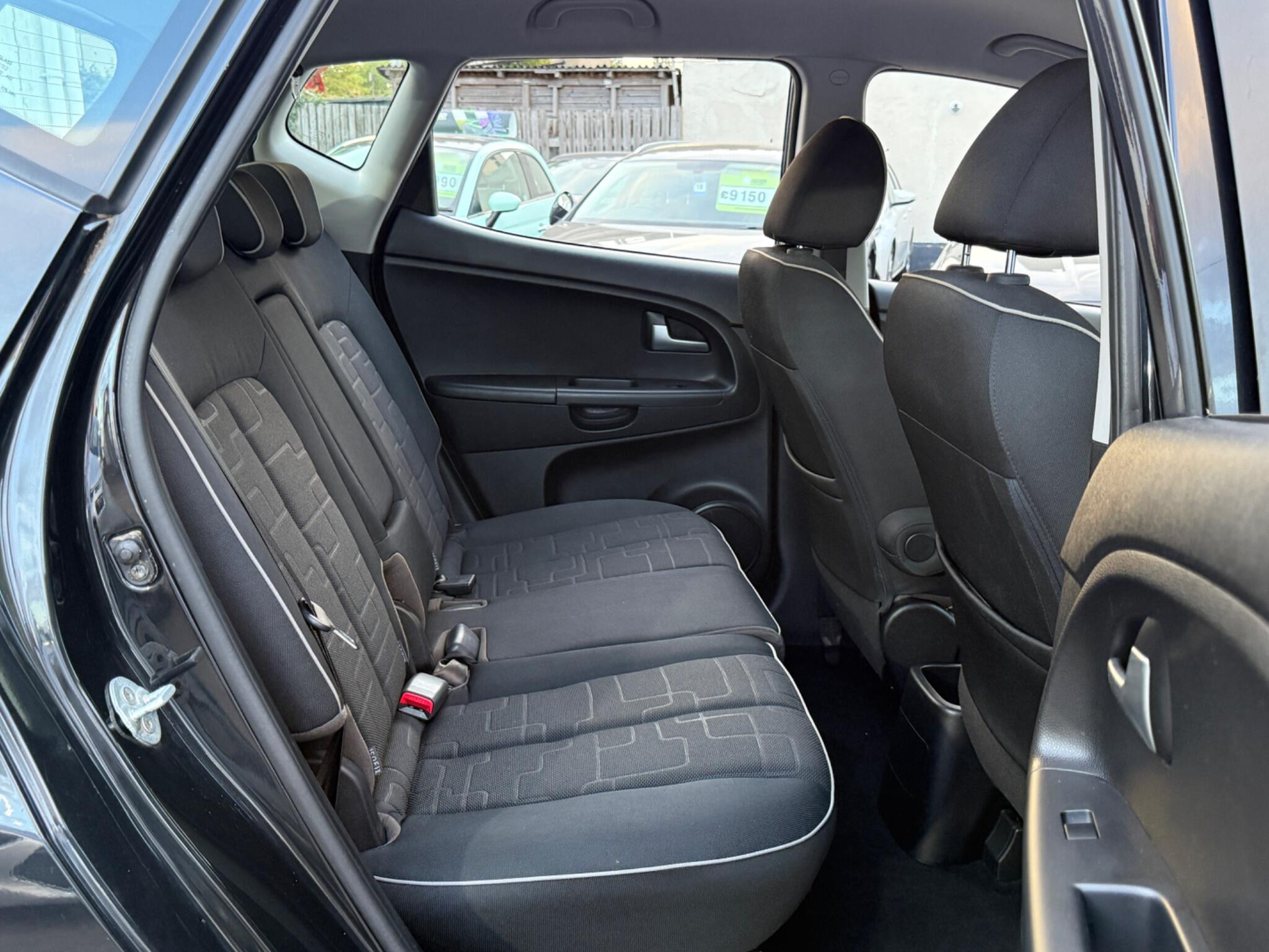 Kia Venga - Image 35