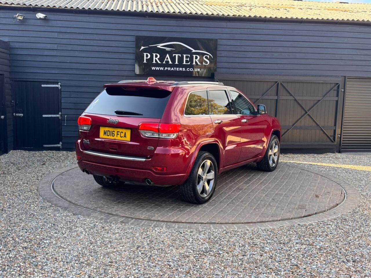 Jeep Grand Cherokee view 23