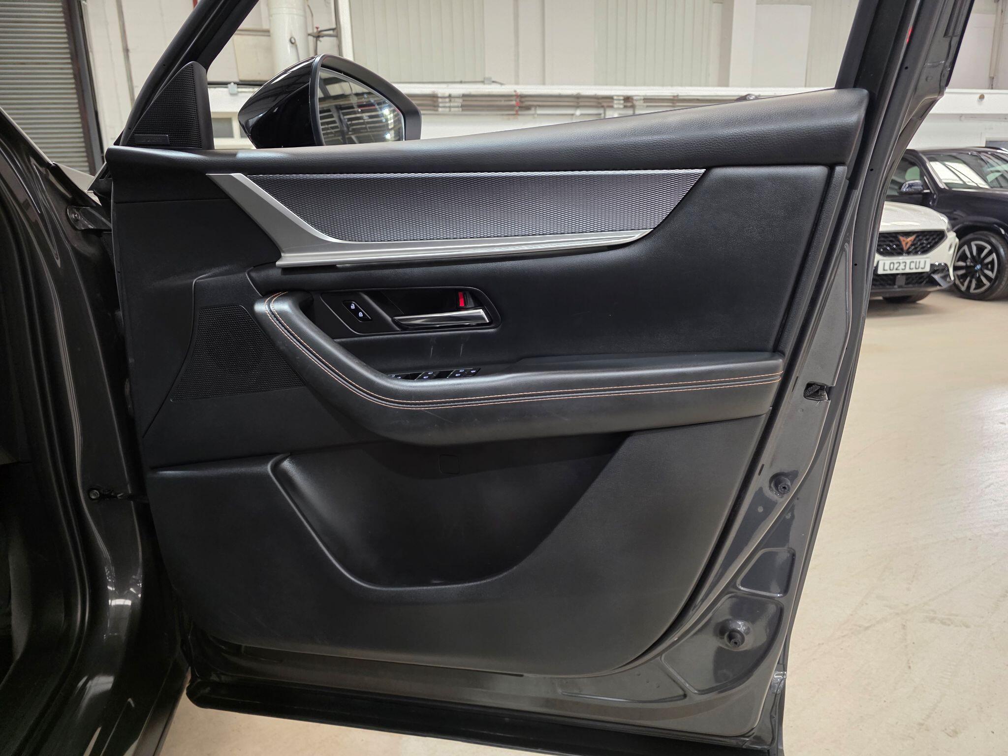 Mazda CX-60 view 15