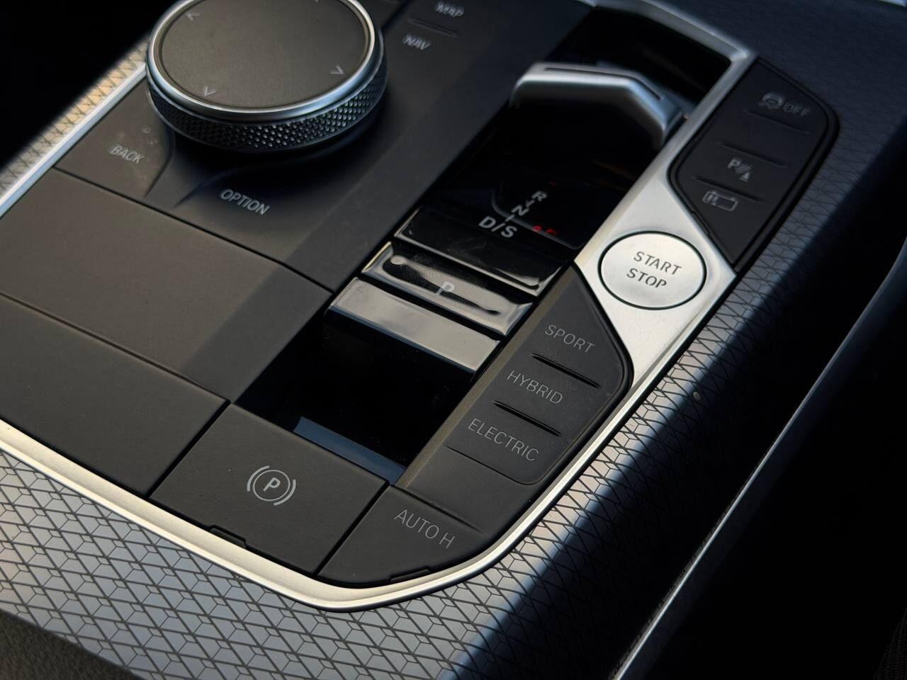 BMW 3 Series view 41