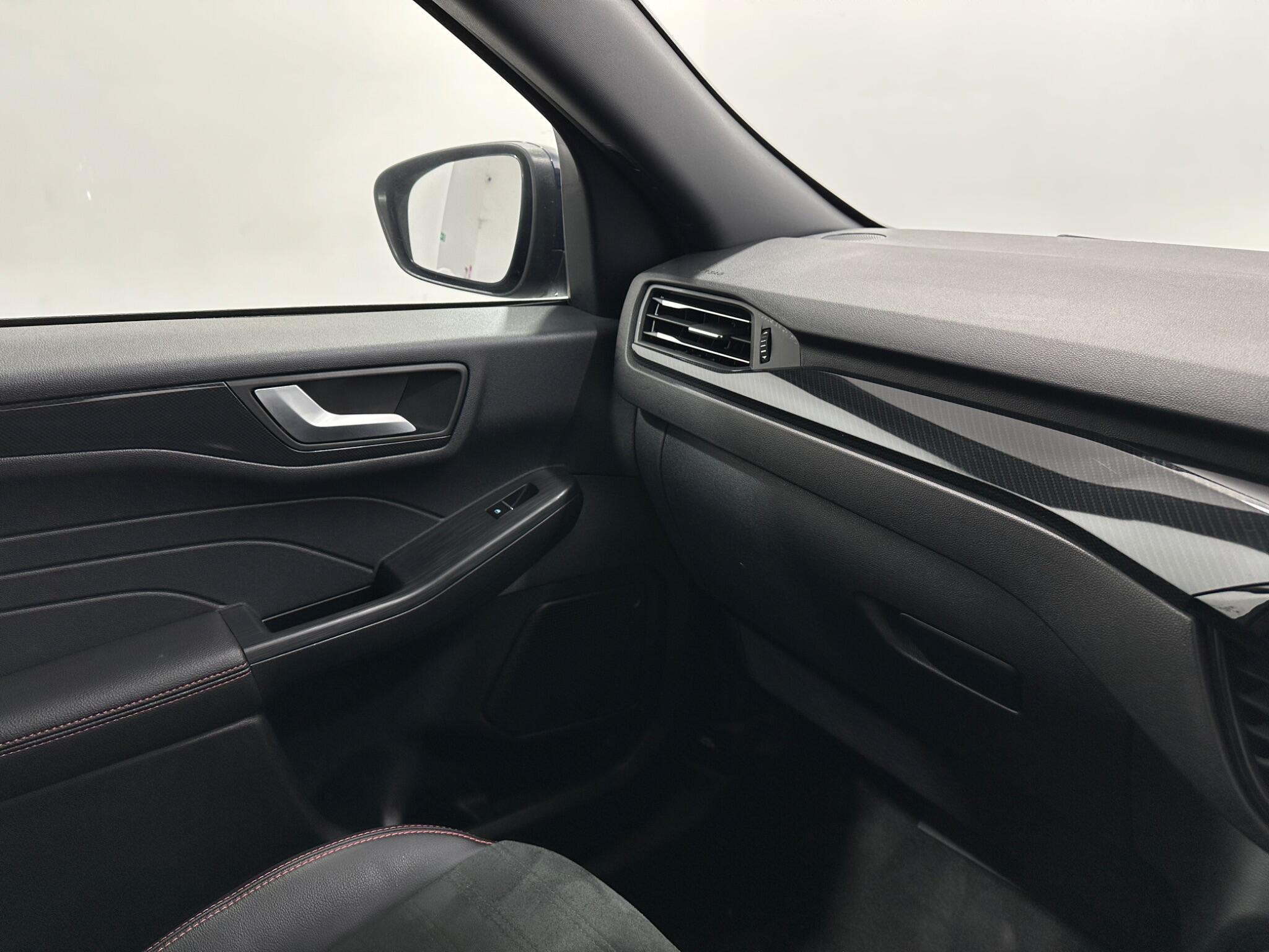 Ford Kuga view 28