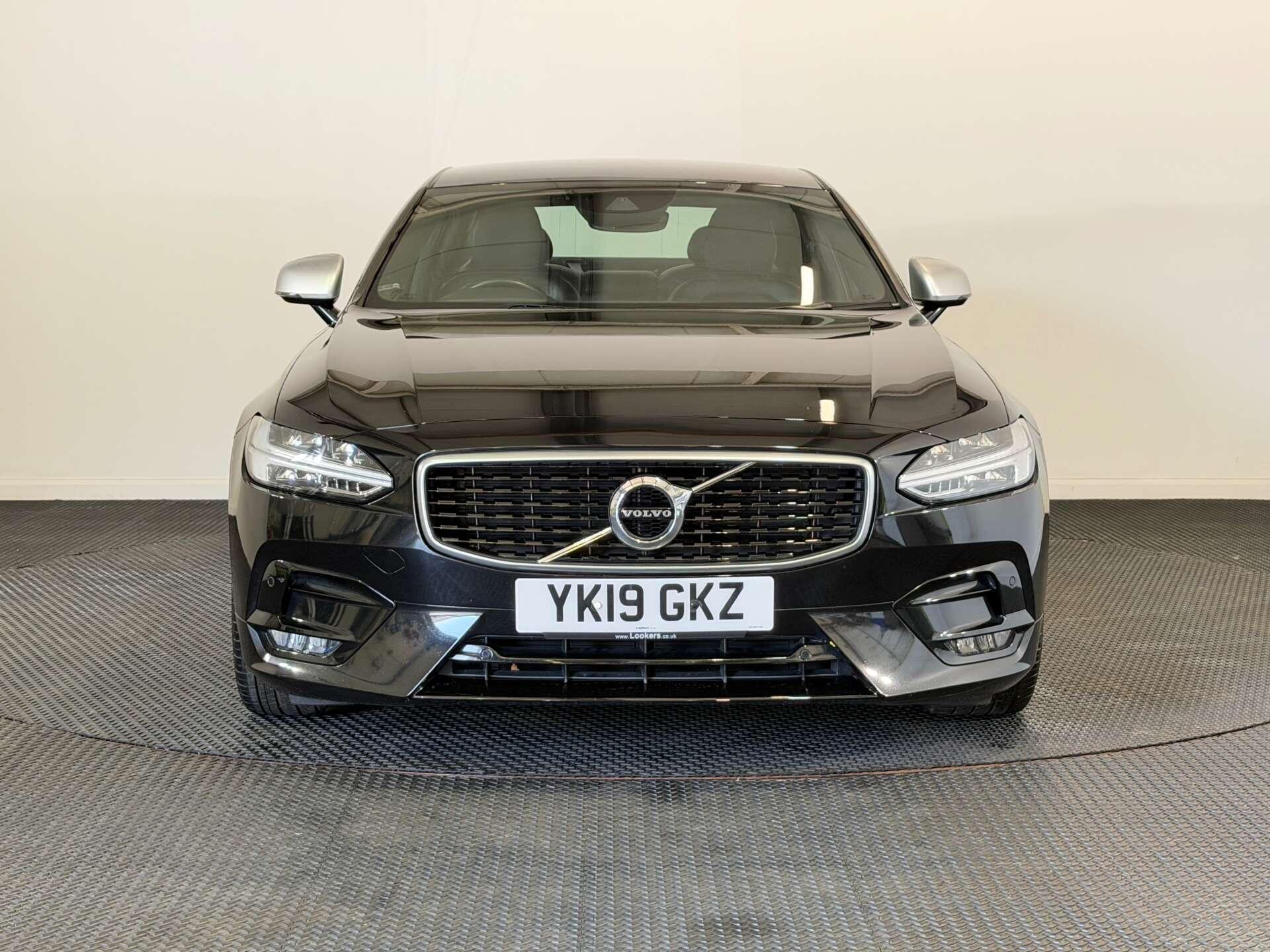 Volvo S90 view 2