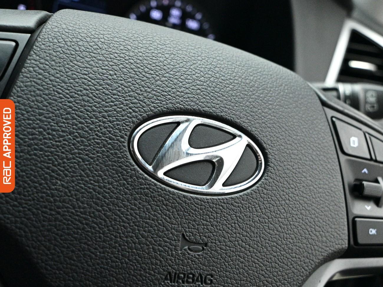 Hyundai Tucson view 25