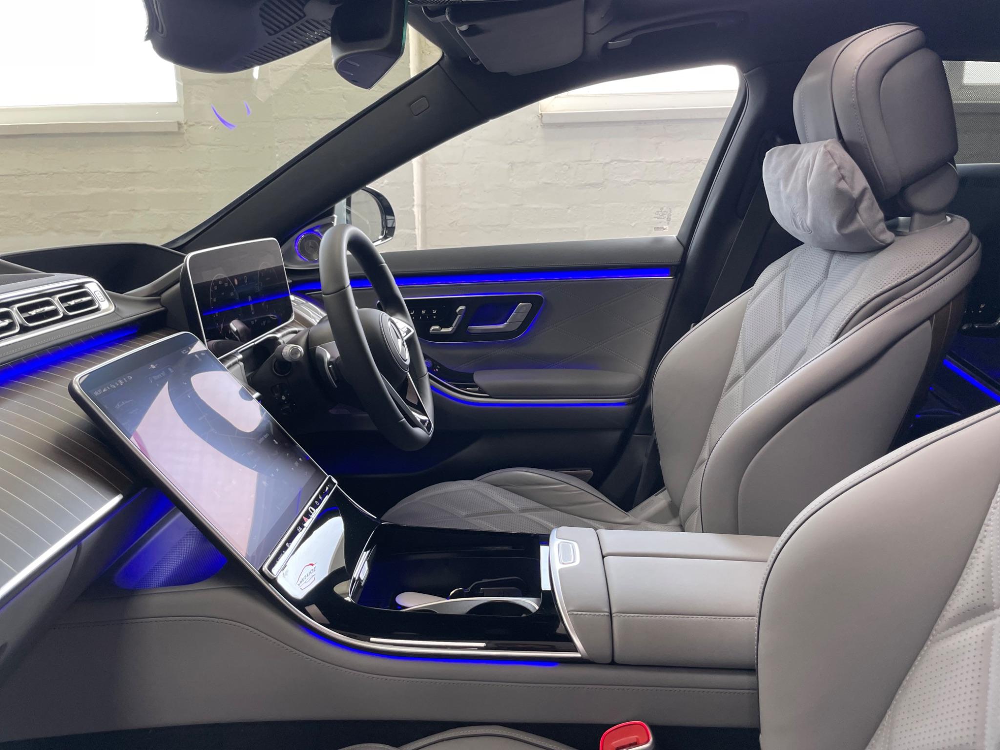 Mercedes-Benz S-Class view 51