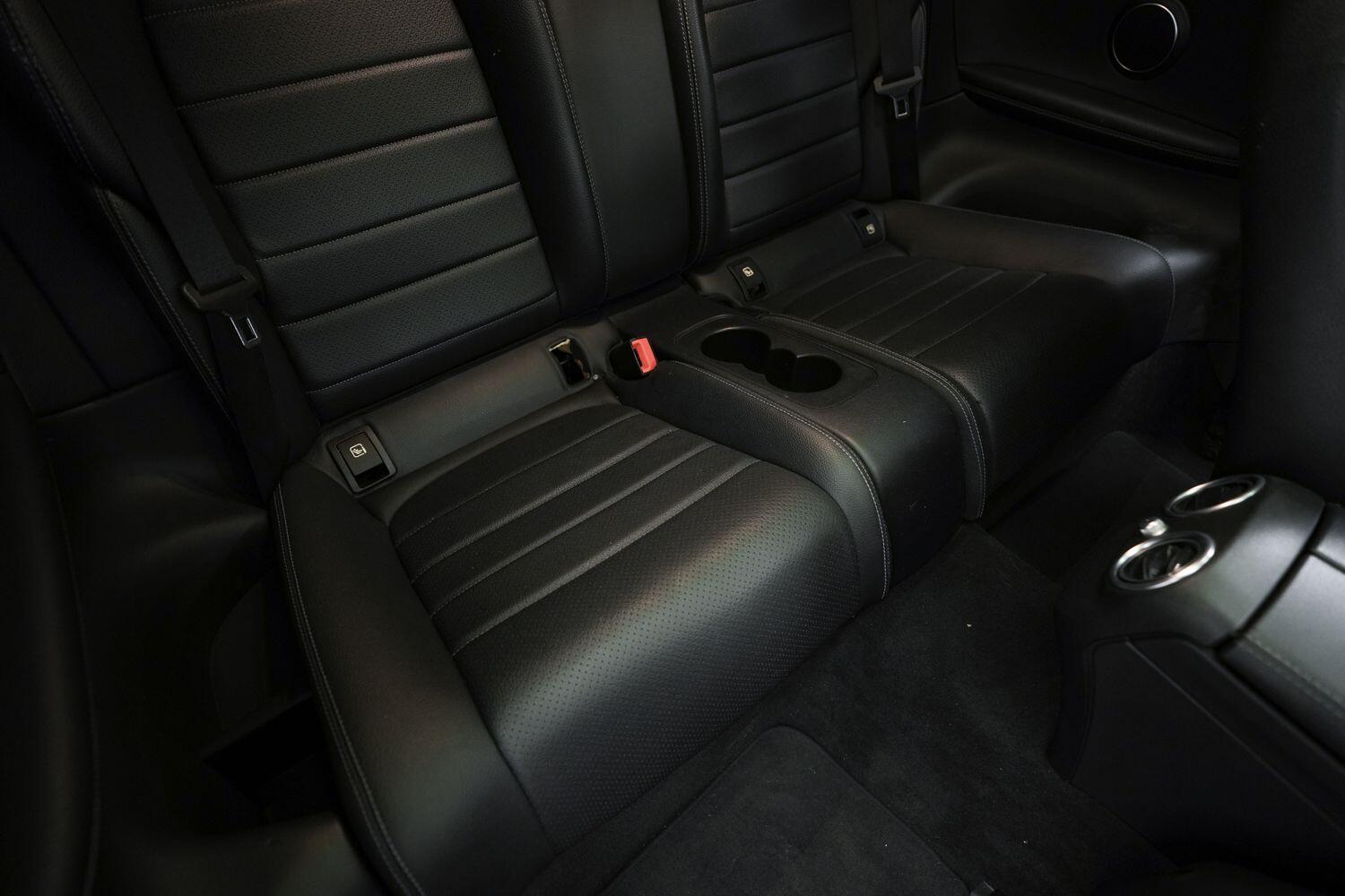 Mercedes-Benz C-Class view 11
