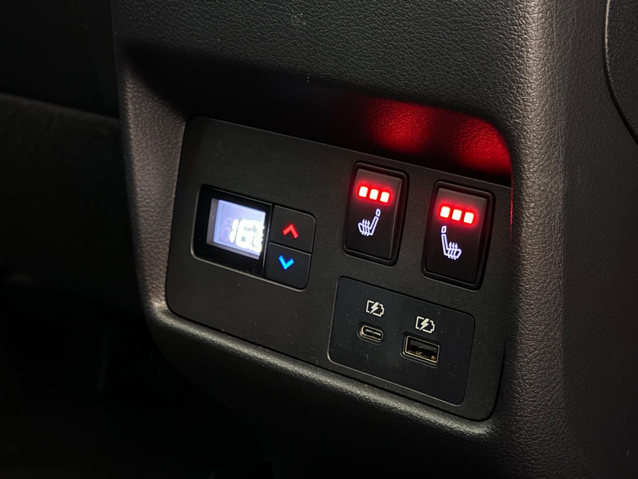 Nissan X-Trail view 28