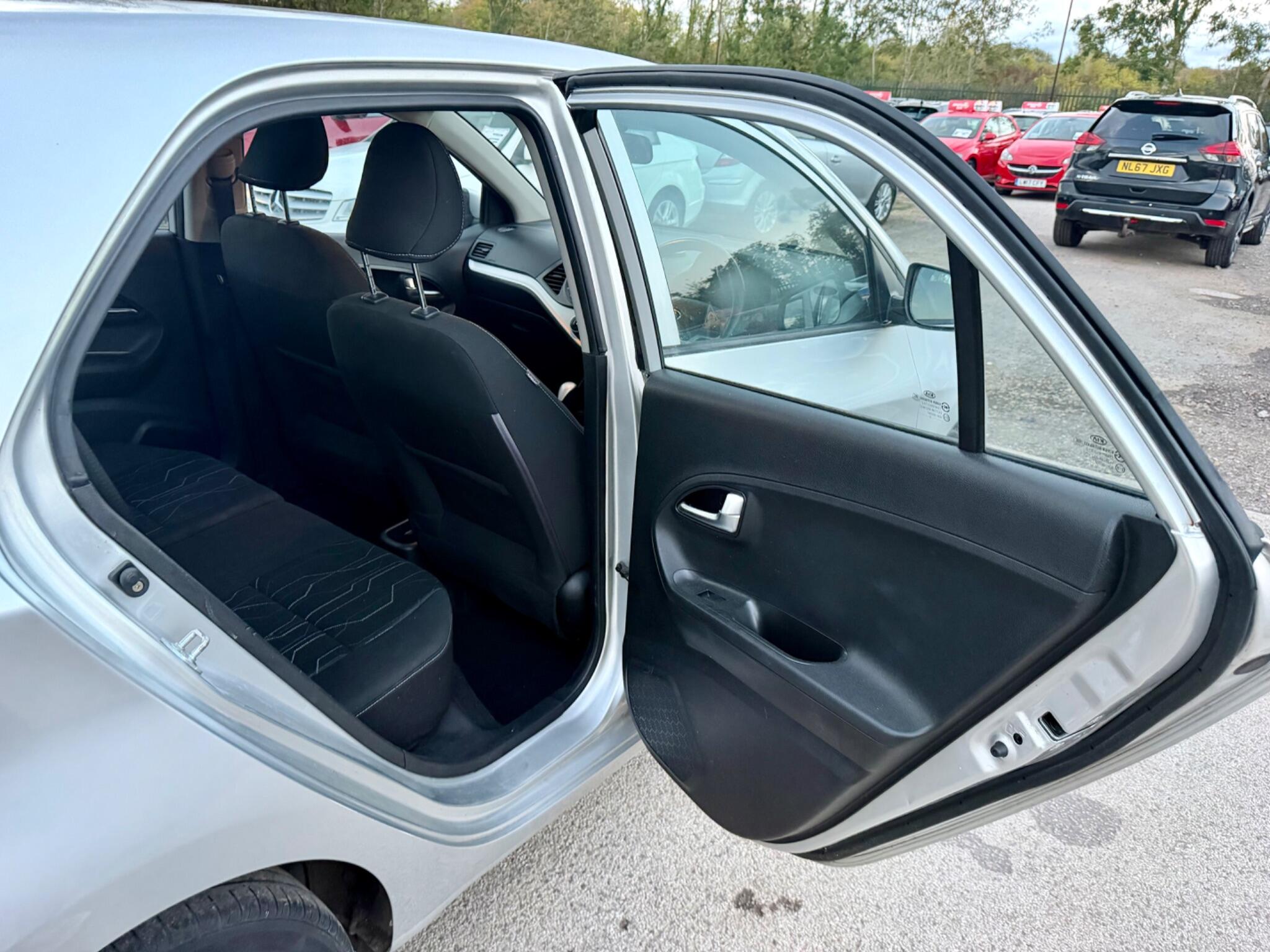 Kia Picanto view 39