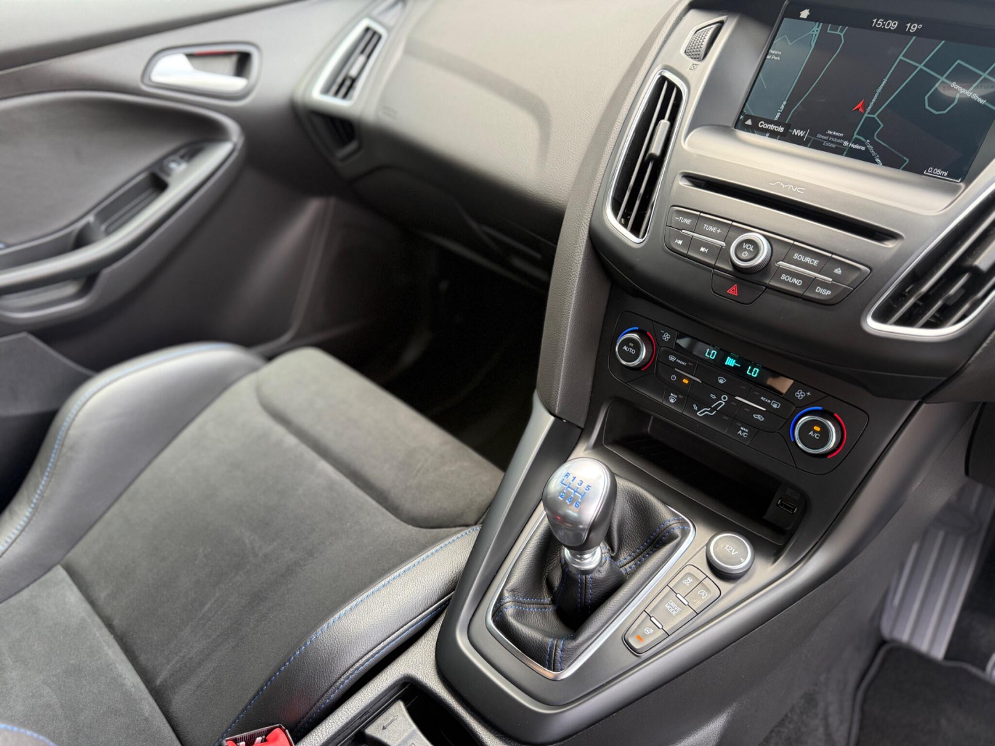Ford Focus view 67
