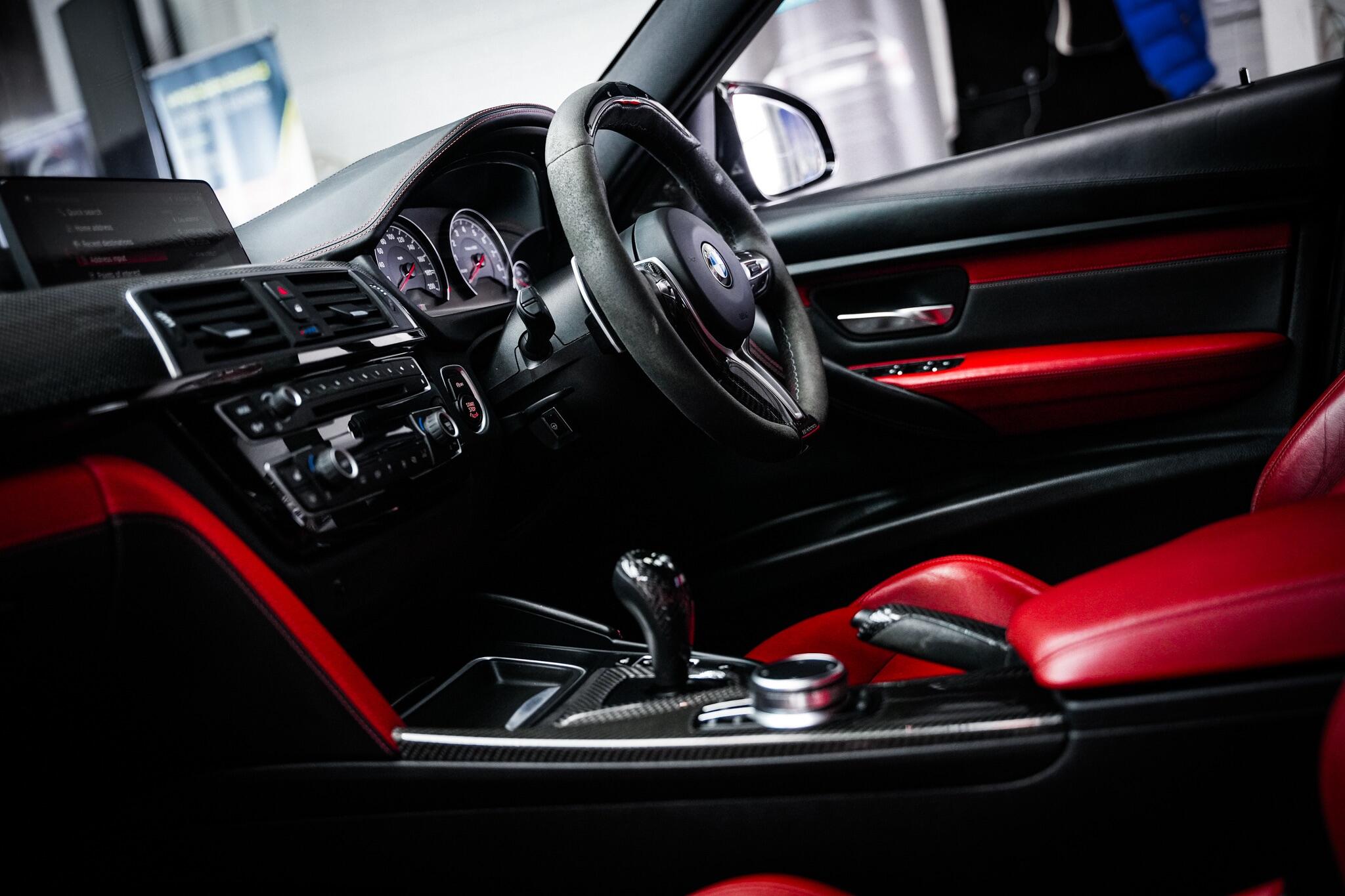 BMW M3 view 3