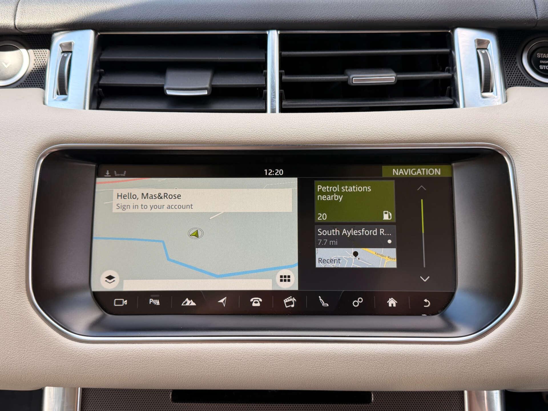 Land Rover Range Rover Sport view 22