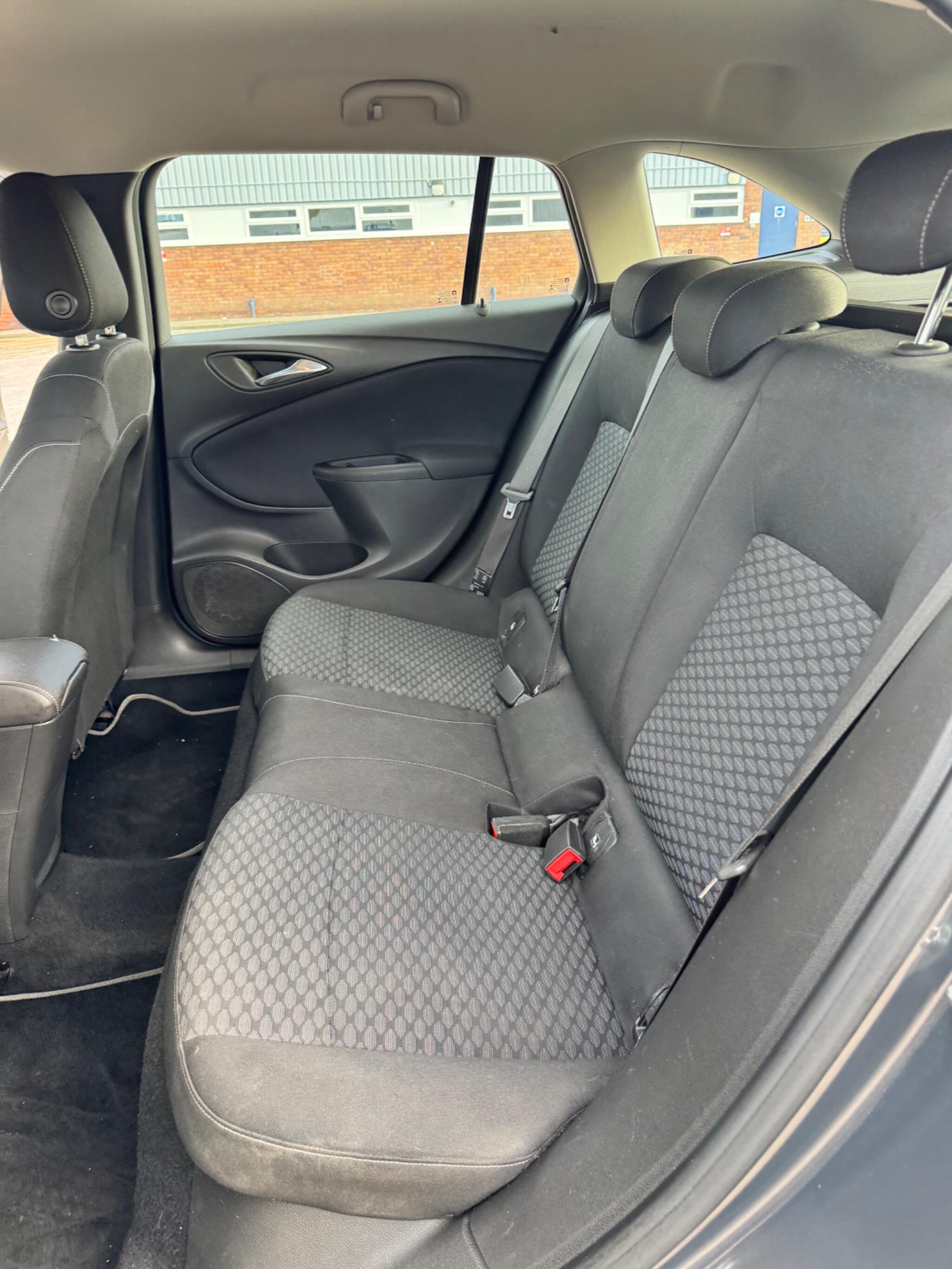 Vauxhall Astra view 26