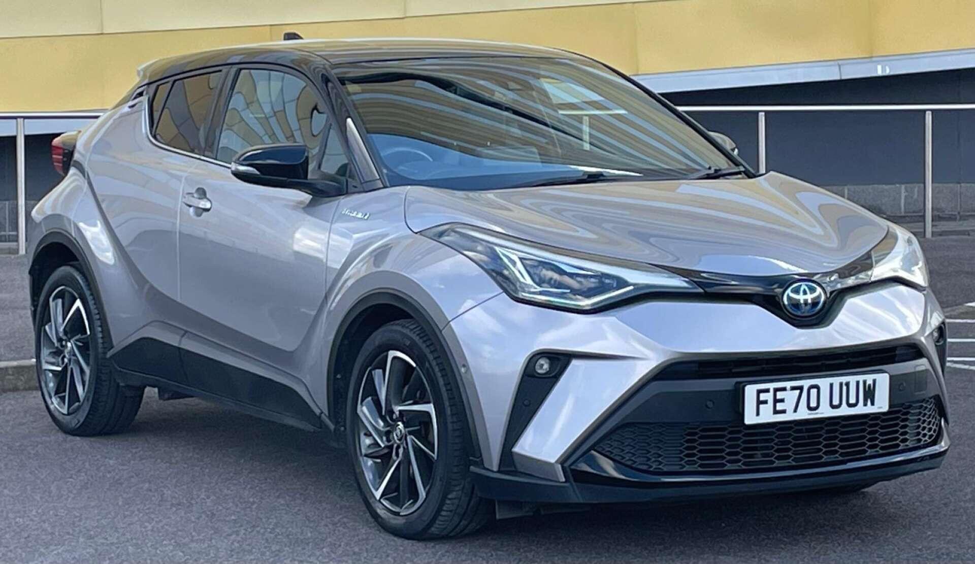 Toyota C-HR view 28