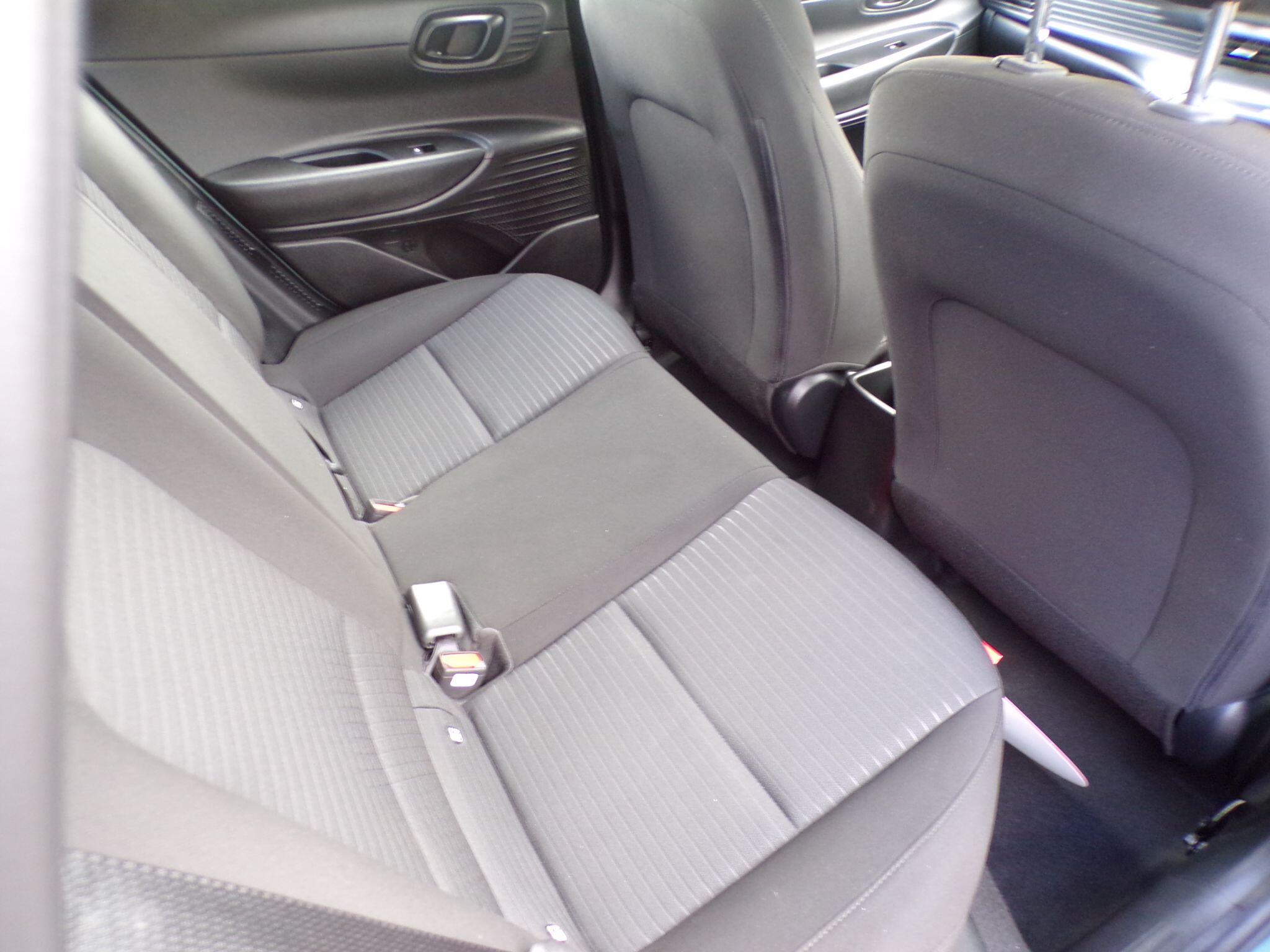 Hyundai I20 view 12