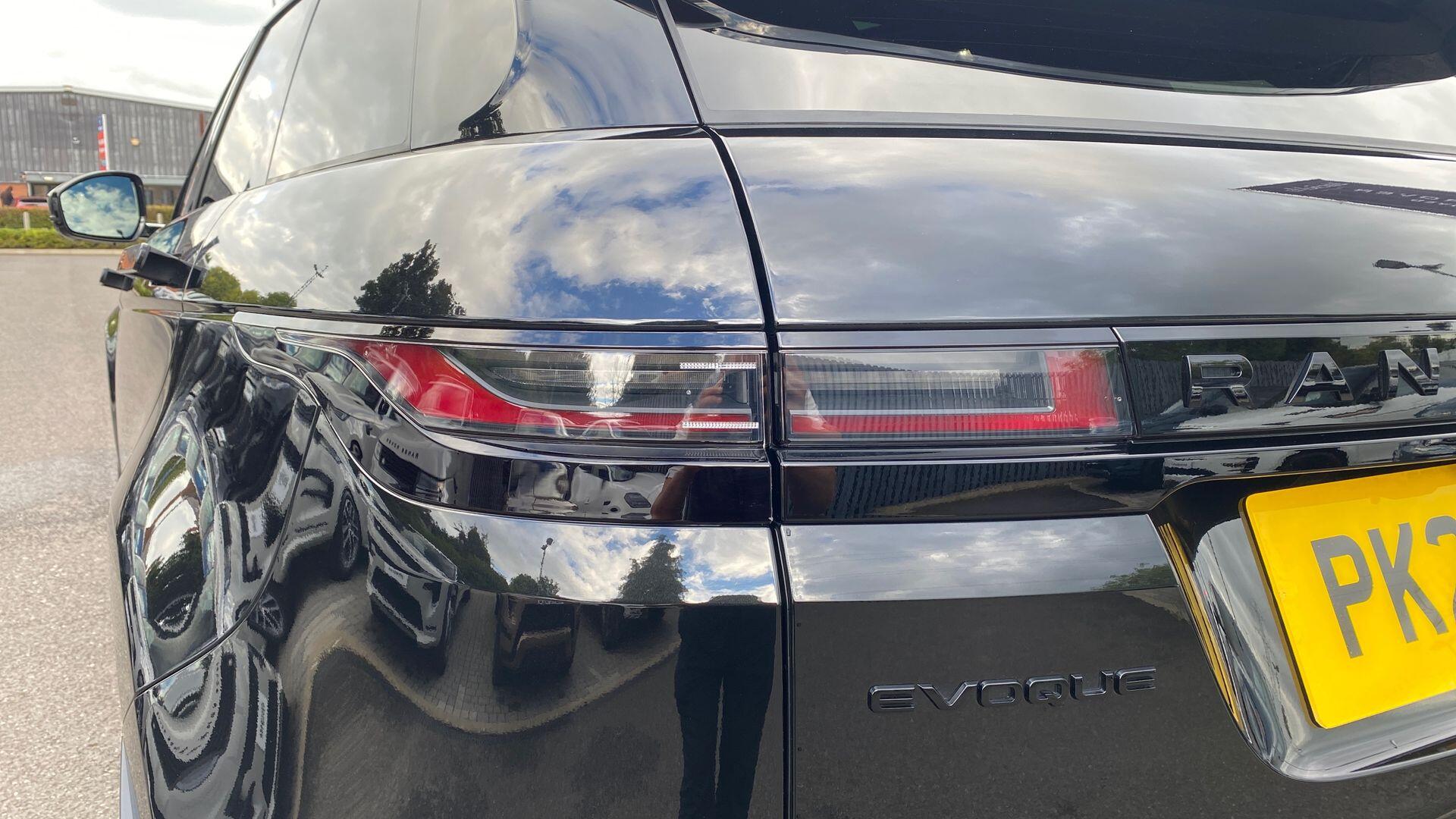 Land Rover Range Rover Evoque view 19
