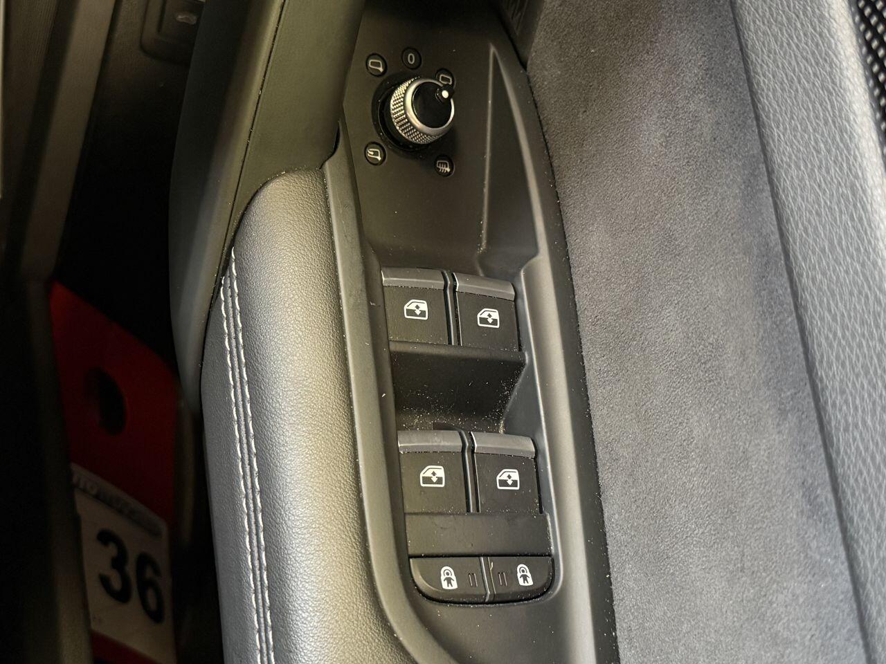 Audi SQ5 view 47