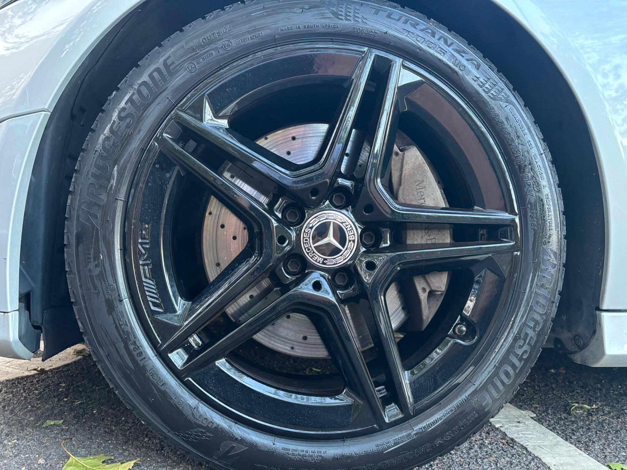 Mercedes-Benz C-Class view 16