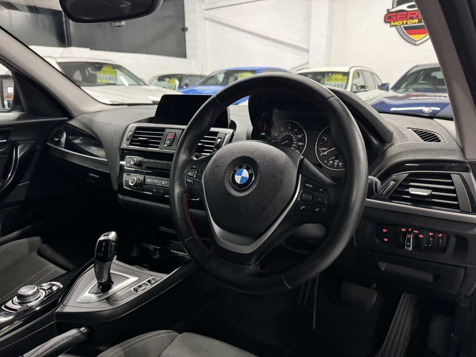 BMW 1 Series view 13