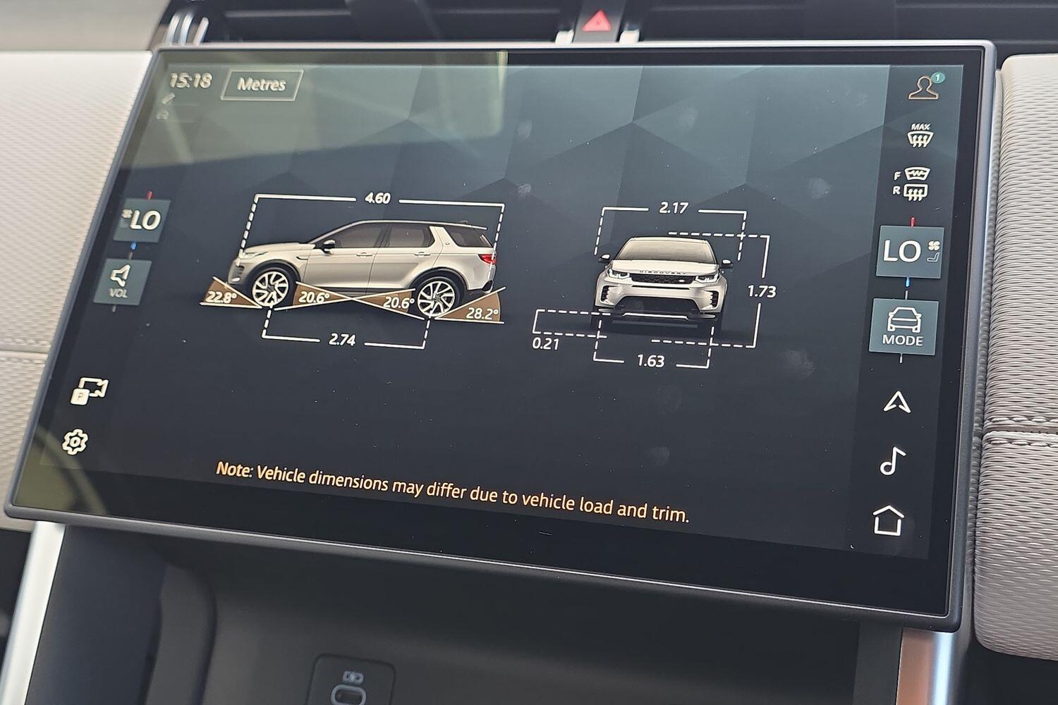 Land Rover Discovery Sport view 40
