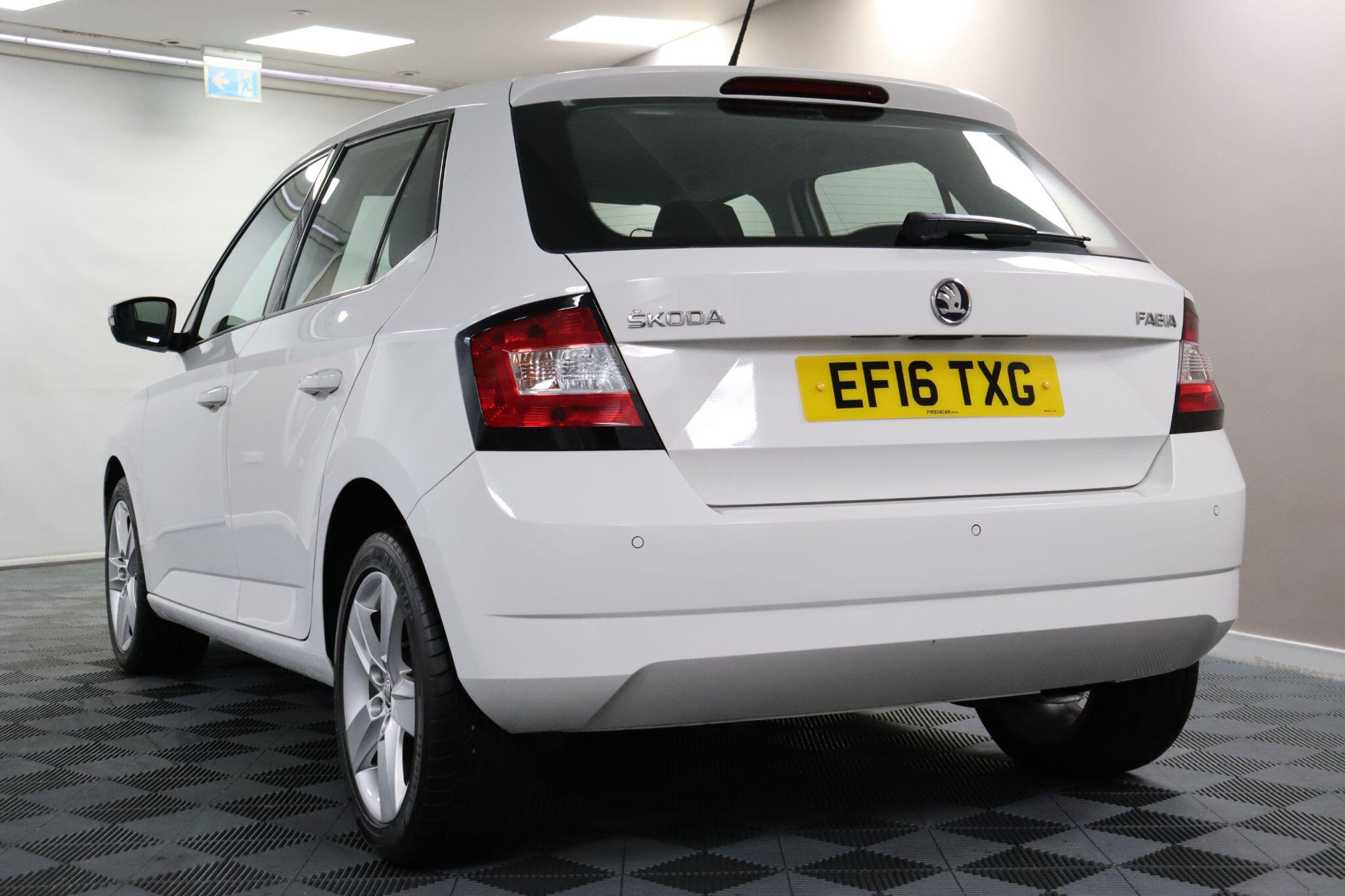 Skoda Fabia view 29