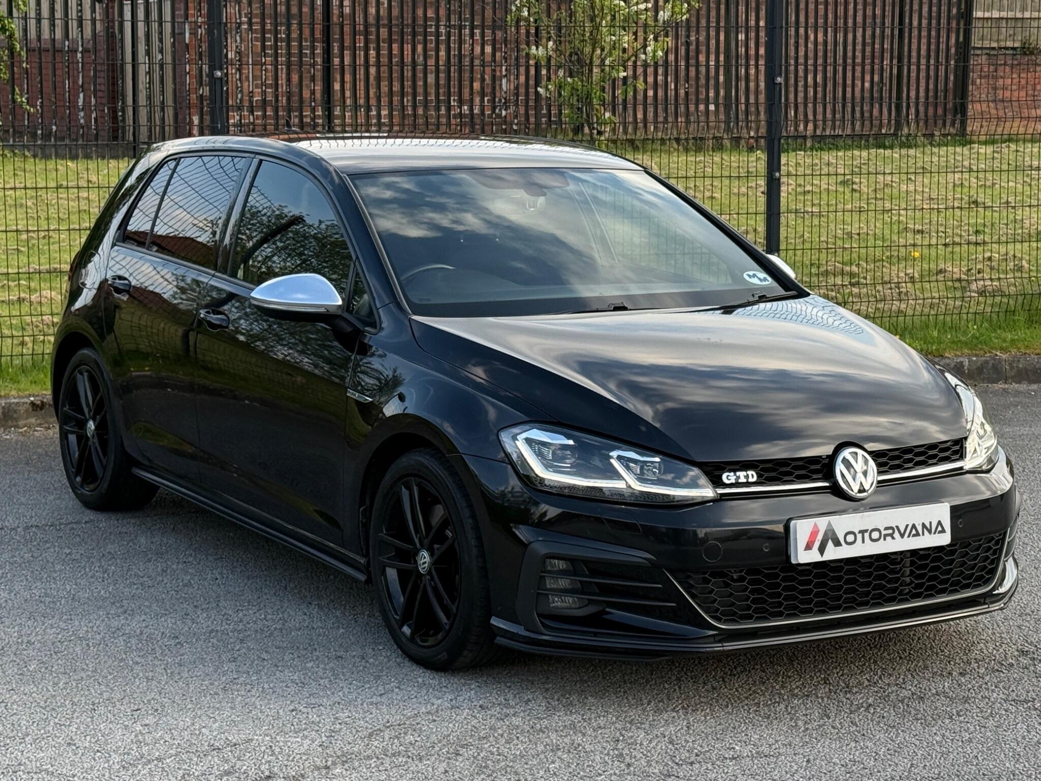 Volkswagen Golf view 6